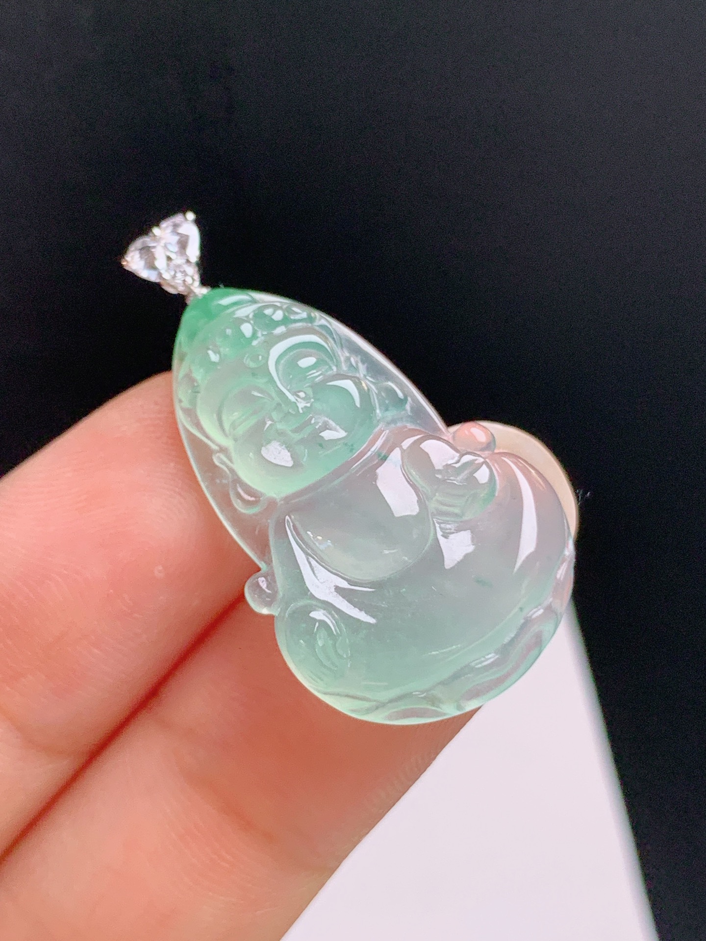 ️ 冰种晴水宝宝佛吊坠，18K金钻镶，胶感十足，色泽清新，裸石27-16.6-4.632.2，08