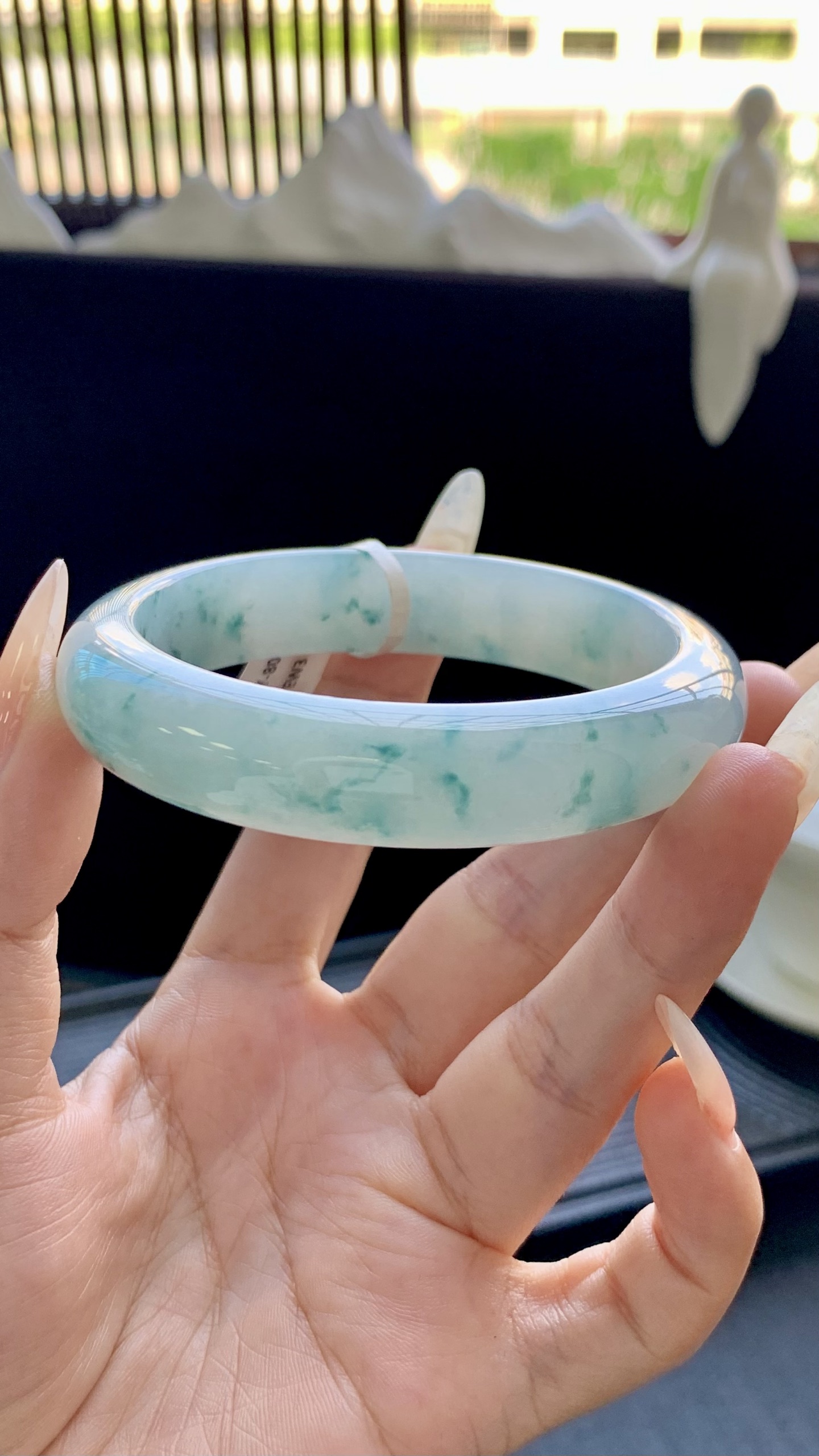 晴底飘蓝花正圈手镯成品 HYY-8023 尺寸：57-13-8