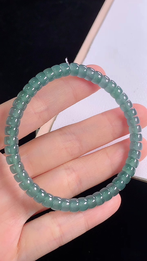 冰蓝手链，尺寸:5.8-3.3mm 23