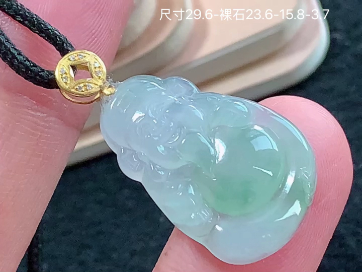 ️ 18K 冰飘花财神爷吊坠 无裂 尺寸，29.6-23.6-15.8