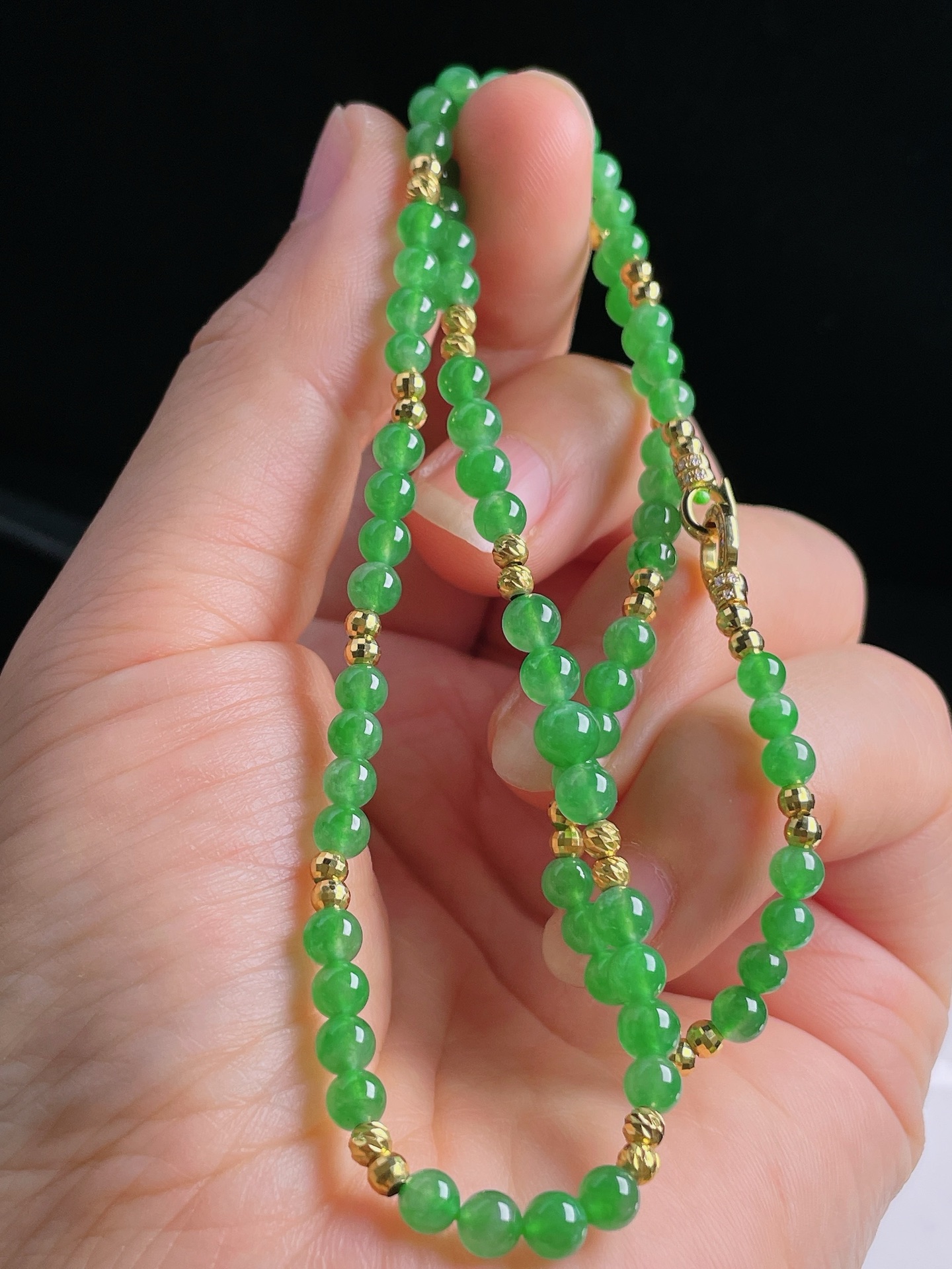 ️冰绿项链，老种起光，细底通透，尺寸：4.2mm0927