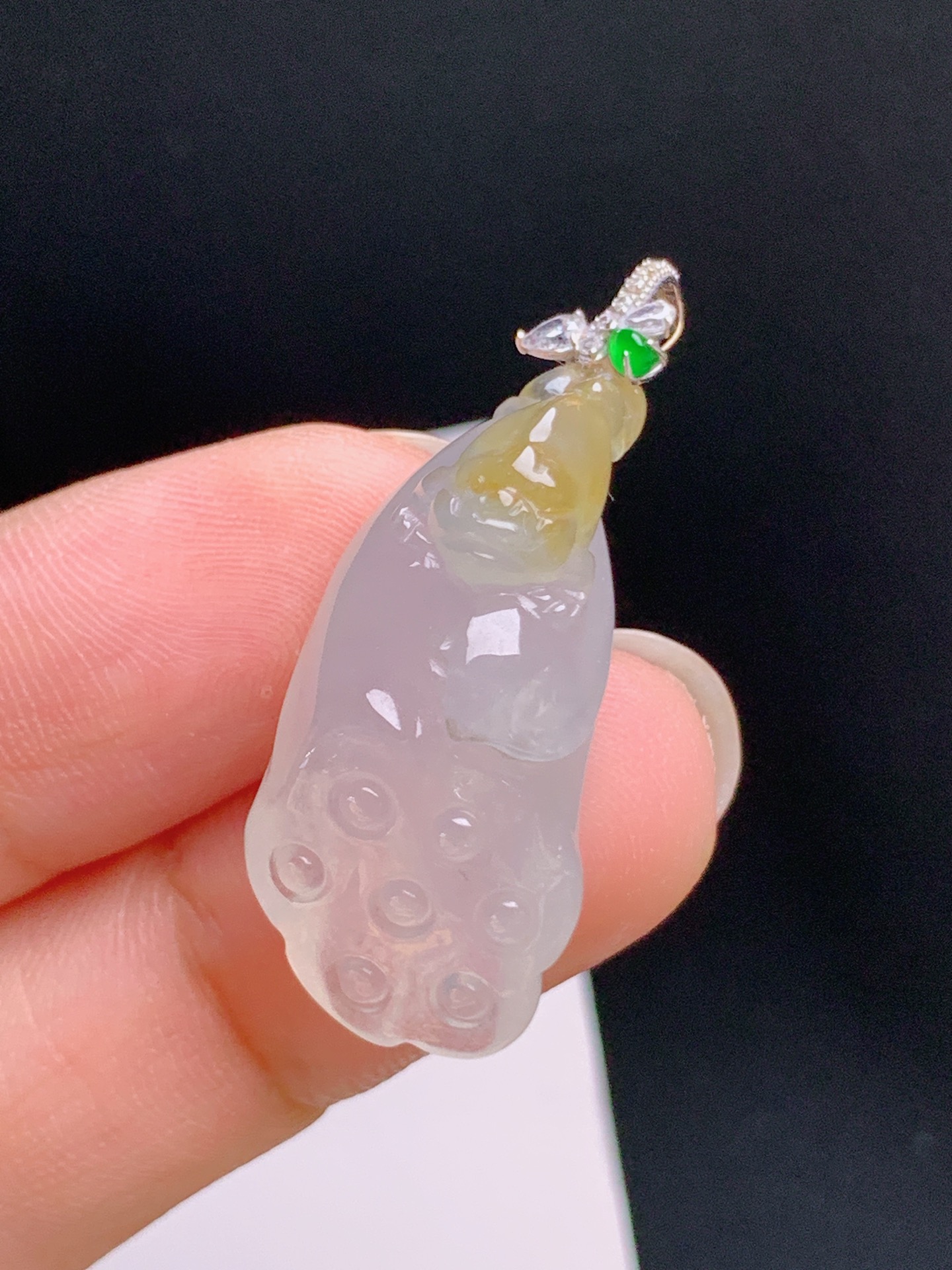 ️ 冰黄翡莲蓬吊坠，18K金钻镶嵌，胶感十足，冰润透亮 裸石29.1-13.5-11.8 整体33.9 530923