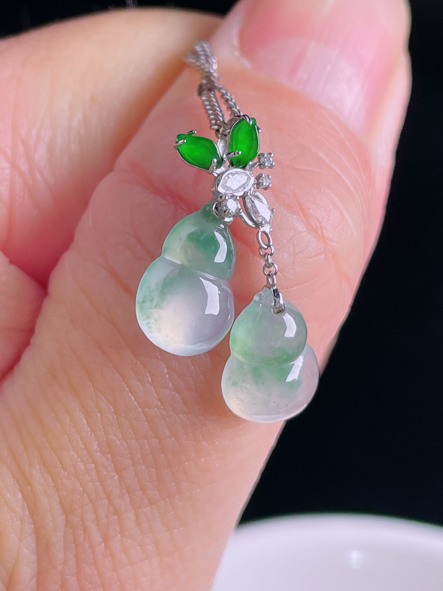 ️葫芦吊坠，18k镶嵌，老种起光，细底通透，尺寸：22.3/15/3.6mm0927