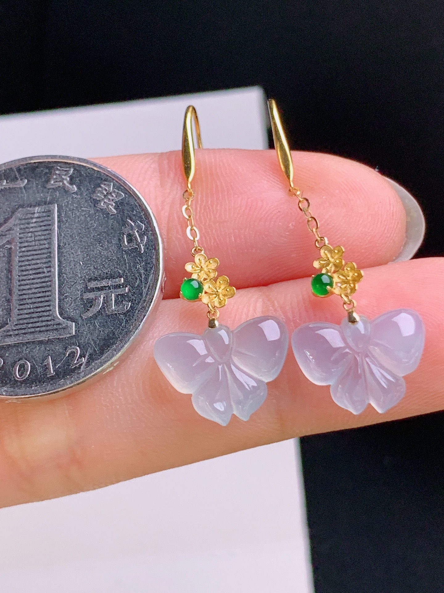 ️ 冰种蝴蝶耳坠，18K金镶嵌，冰润饱满，色泽淡雅 裸石8.9-11.7-3.3 530923