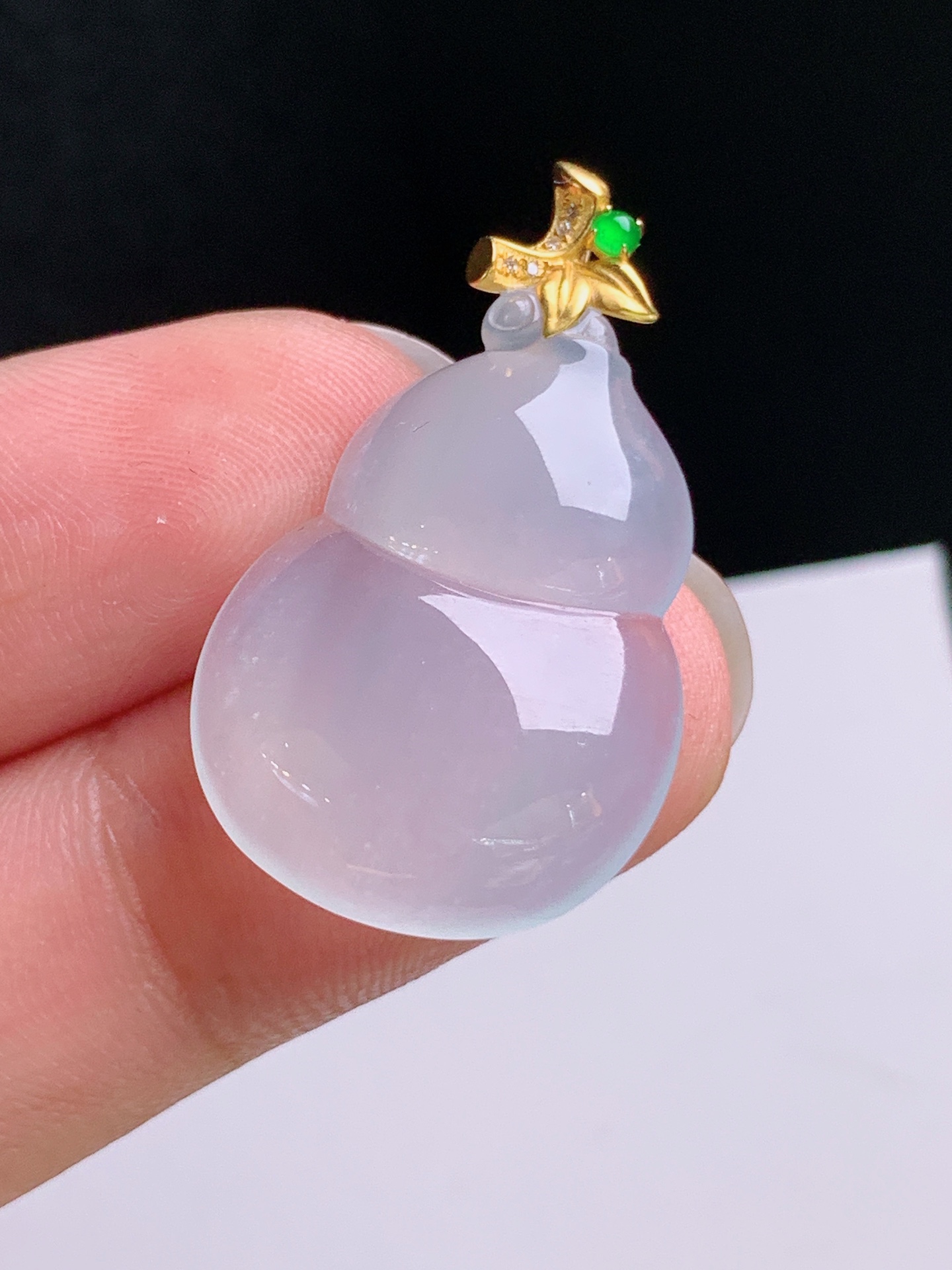 ️ 冰种葫芦吊坠，金扣搭配，绿蛋点缀，裸石24-18-4.730 080924