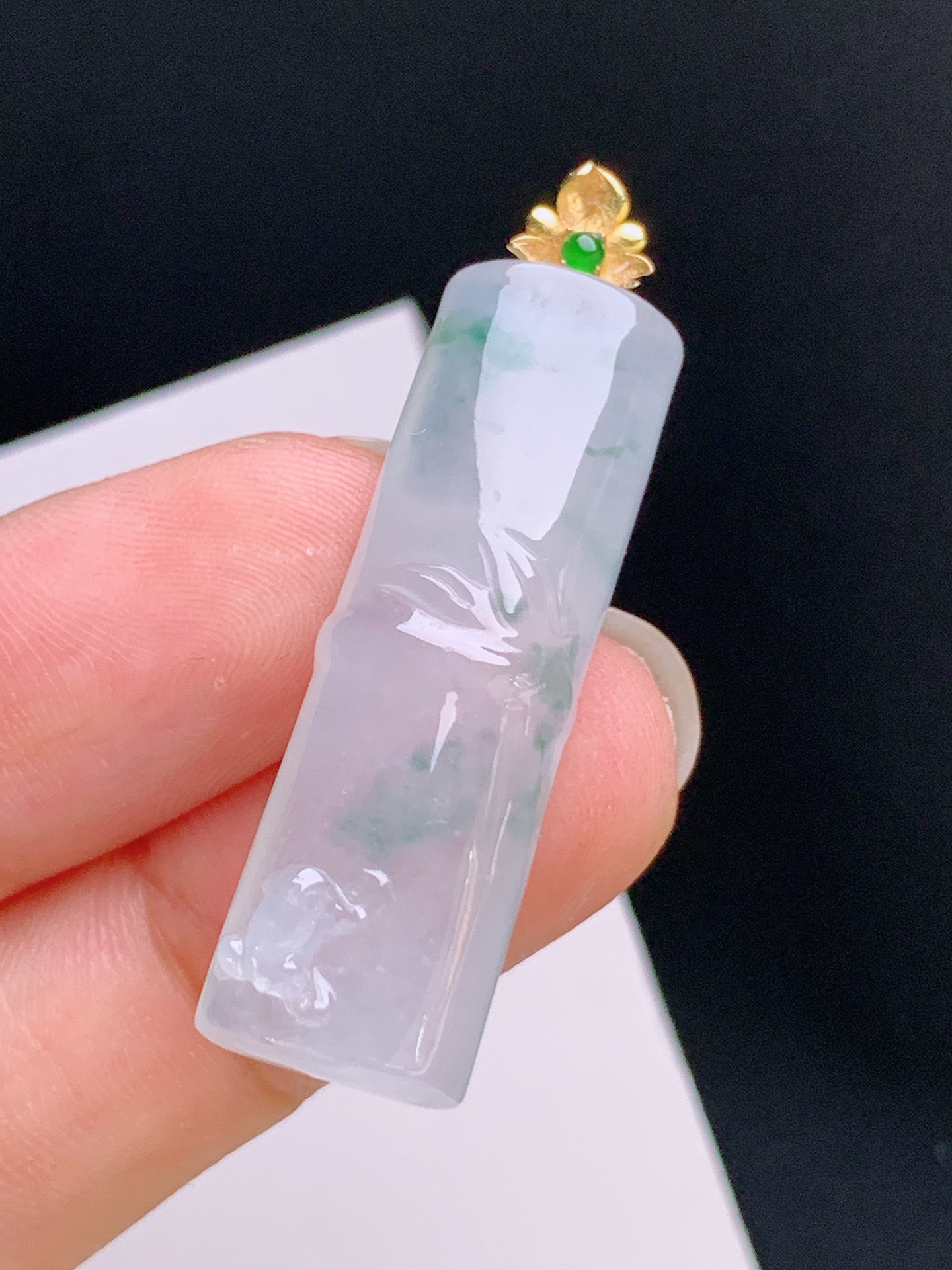 ️ 冰种飘花竹节吊坠，18K金镶绿宝，冰润通透，飘花灵动，裸石35.3-10.9-840.9，530923