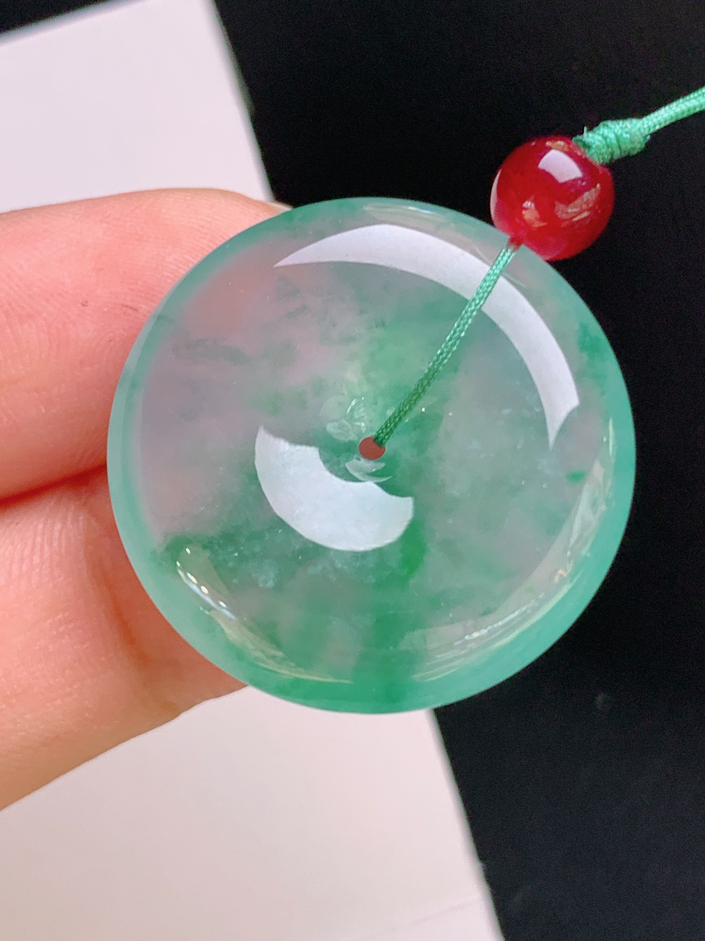 ️ 冰种飘绿平安扣，种老起光，飘花灵动，圆润饱满，裸石26.5-5.9 49