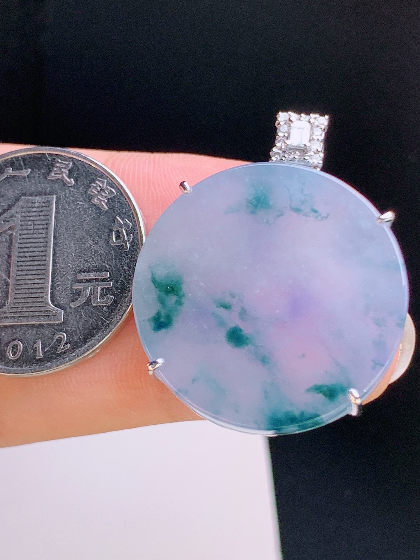 ️ 冰种飘花无事牌吊坠，钻镶，冰透起胶，飘花灵动 裸石26.5-4.3 整体32.8 08