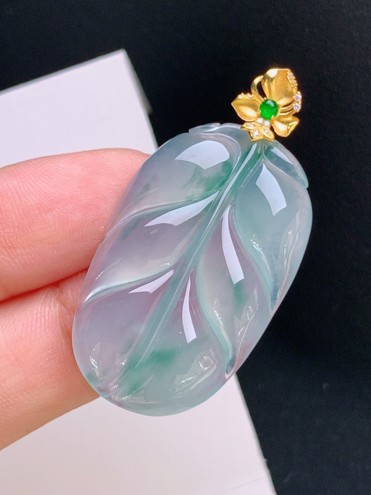 ️ 冰种飘花树叶吊坠，18K金镶，种水通透，飘色灵动 裸石34.1-21.9-4.6 整体42.5 530923
