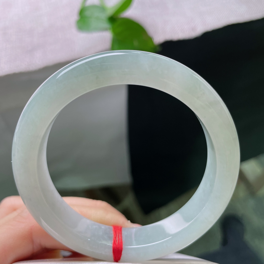 55.6/12.6/9.2，淡绿底正圈，细腻有光泽，清新淡雅，简约温柔显气质，百搭款，棉线，ss59