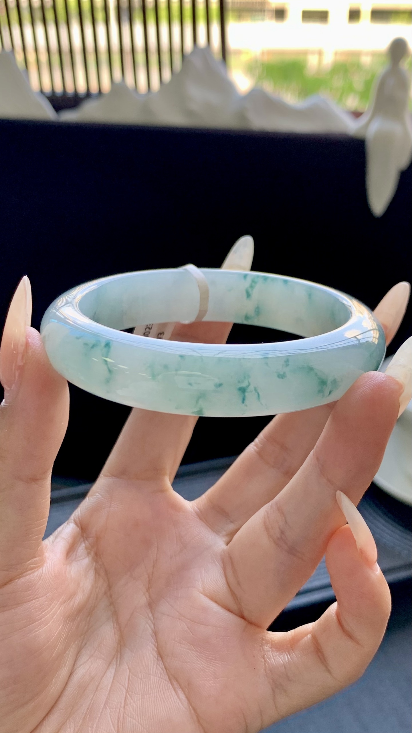 晴底飘蓝花正圈手镯成品 HYY-8023 尺寸：57-13-8
