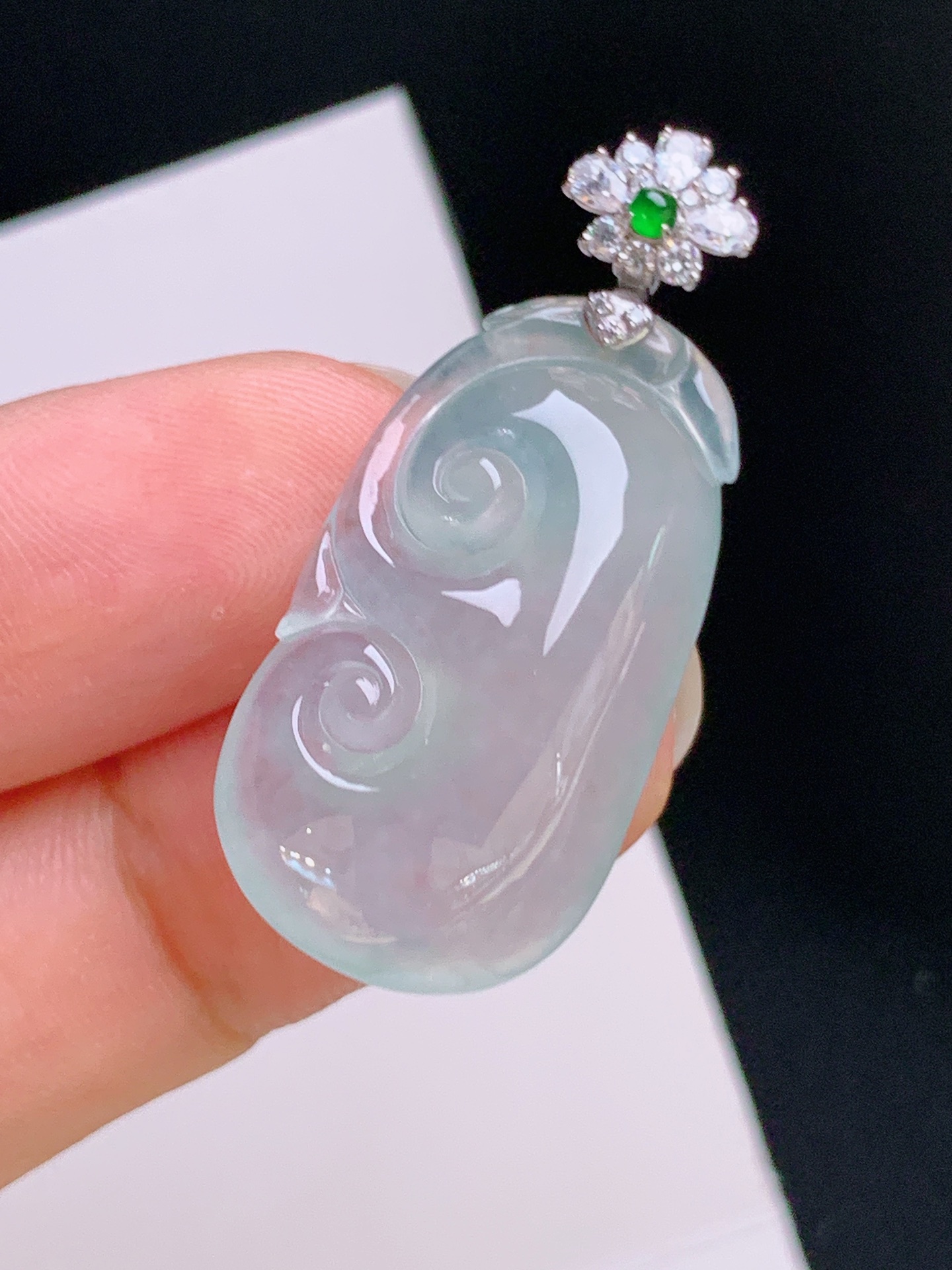 ️ 冰种如意吊坠，18K金钻镶嵌，冰透起光，胶感十足 裸石28-15.5-6.8 整体36 53
