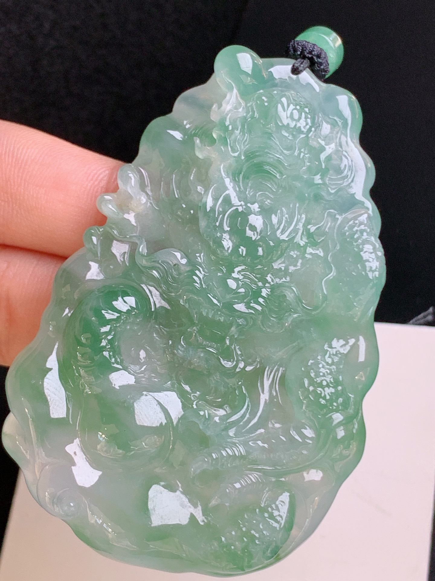 ️ 冰种飘花龙/凤，种水清亮，雕工精湛，色泽鲜活，裸石65.9-45.1-8.8