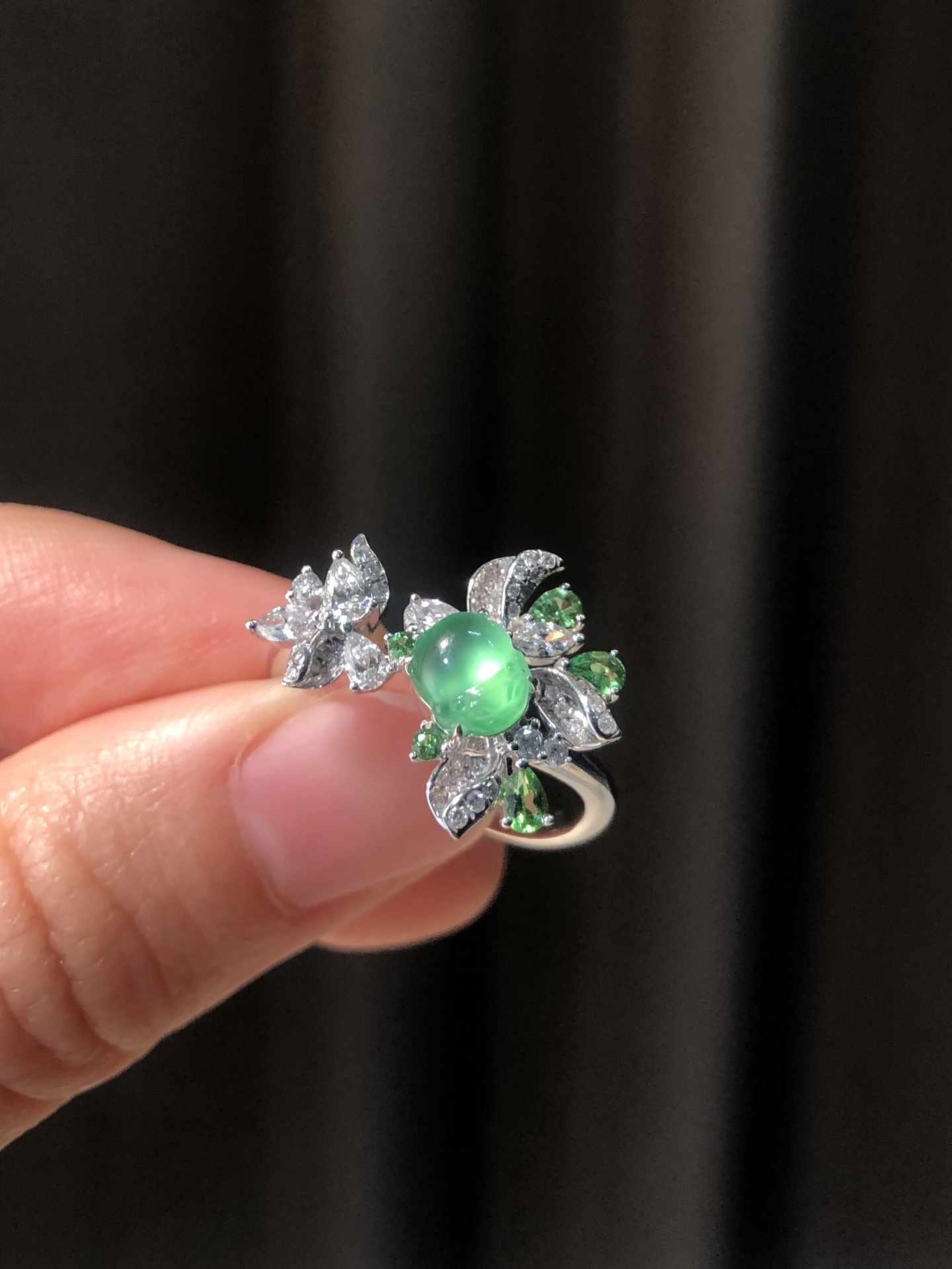 ️ 18k【金镶嵌冰绿金蟾戒指】 尺寸：14.7×19.2×5.4 裸石6.1×5.6