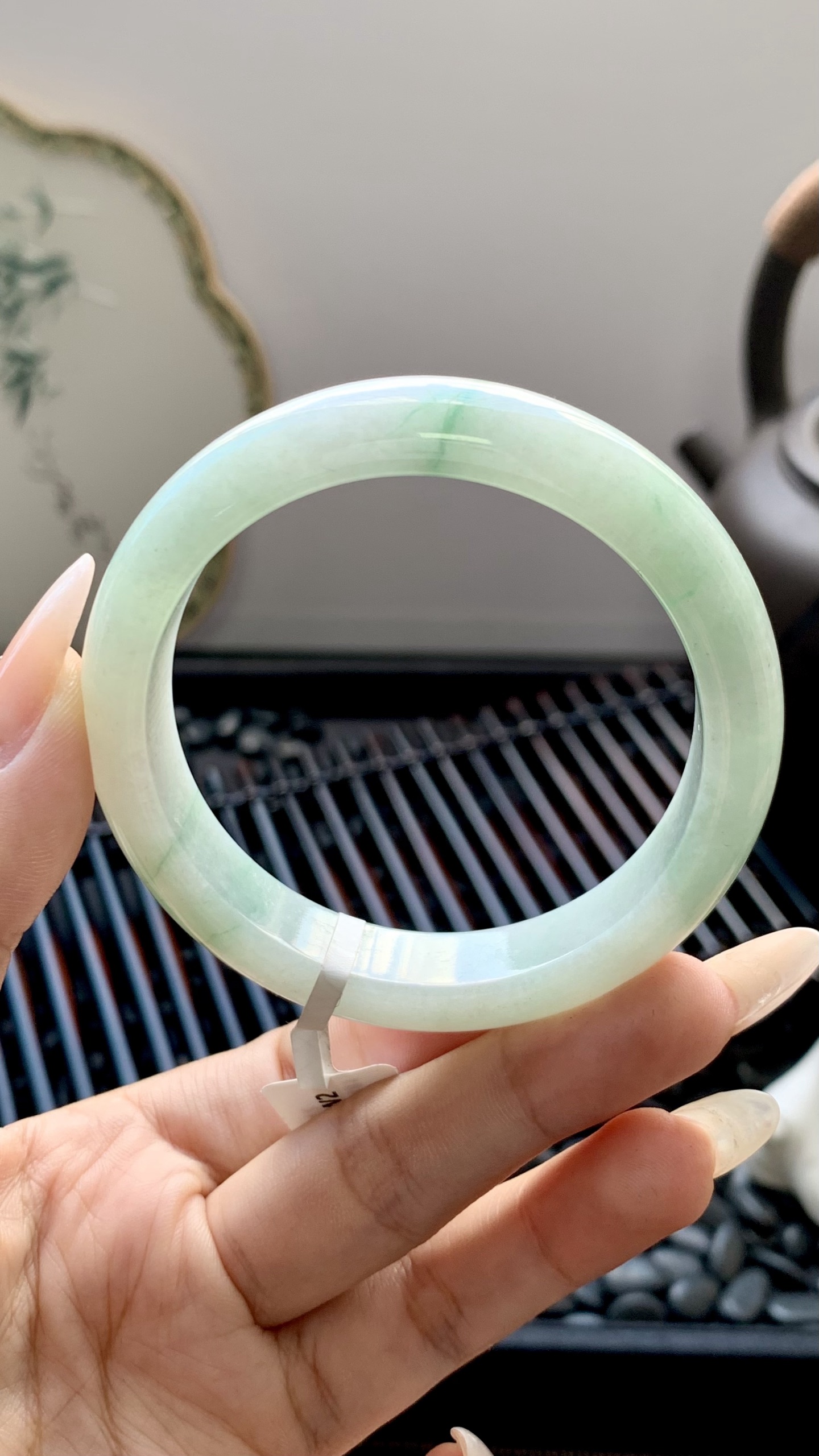 飘花正圈手镯成品 HYY-2481 尺寸：53.5-12.5-8