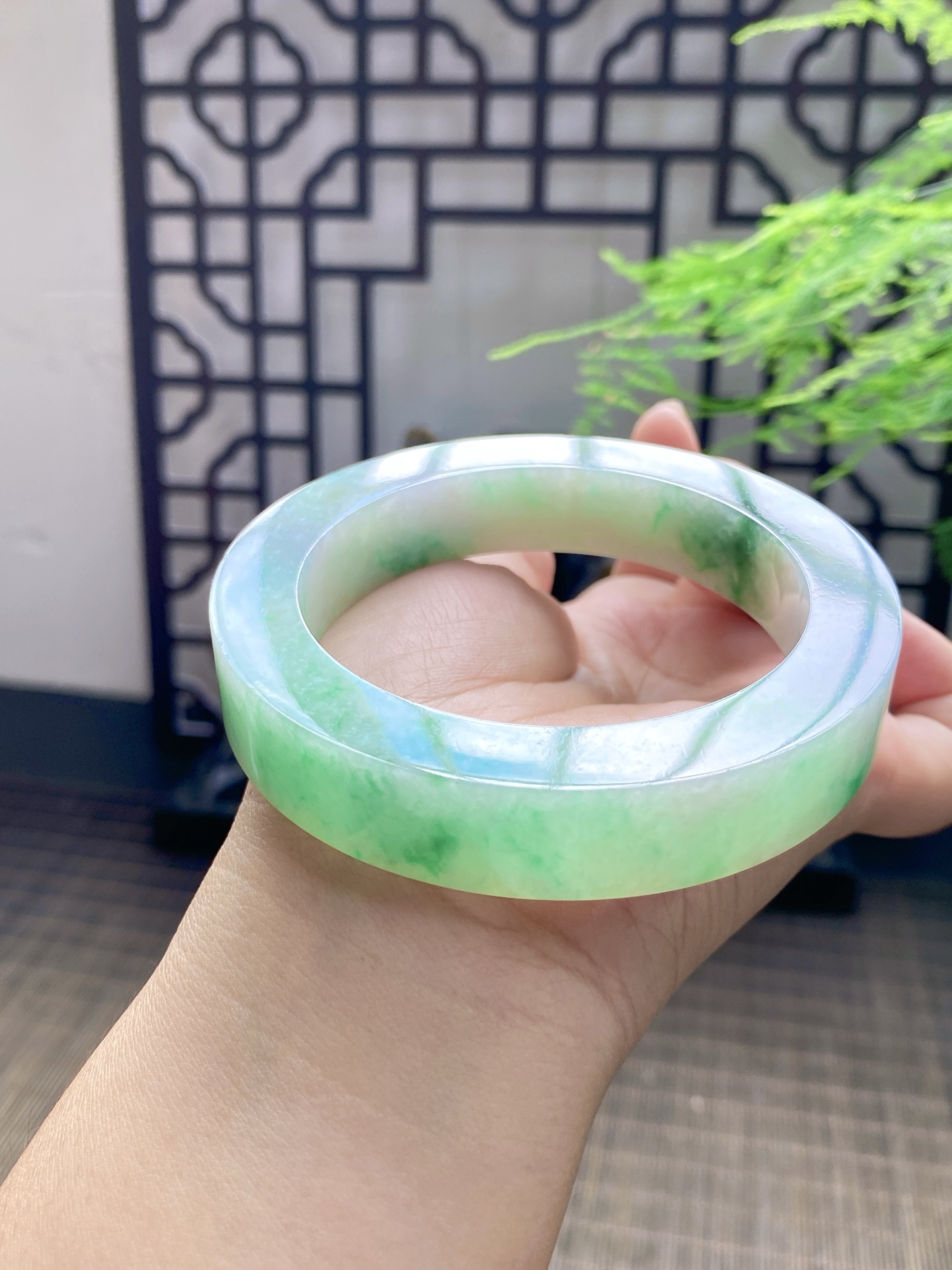 飘绿花手镯胚尺寸60-81-14编号JF1108-3