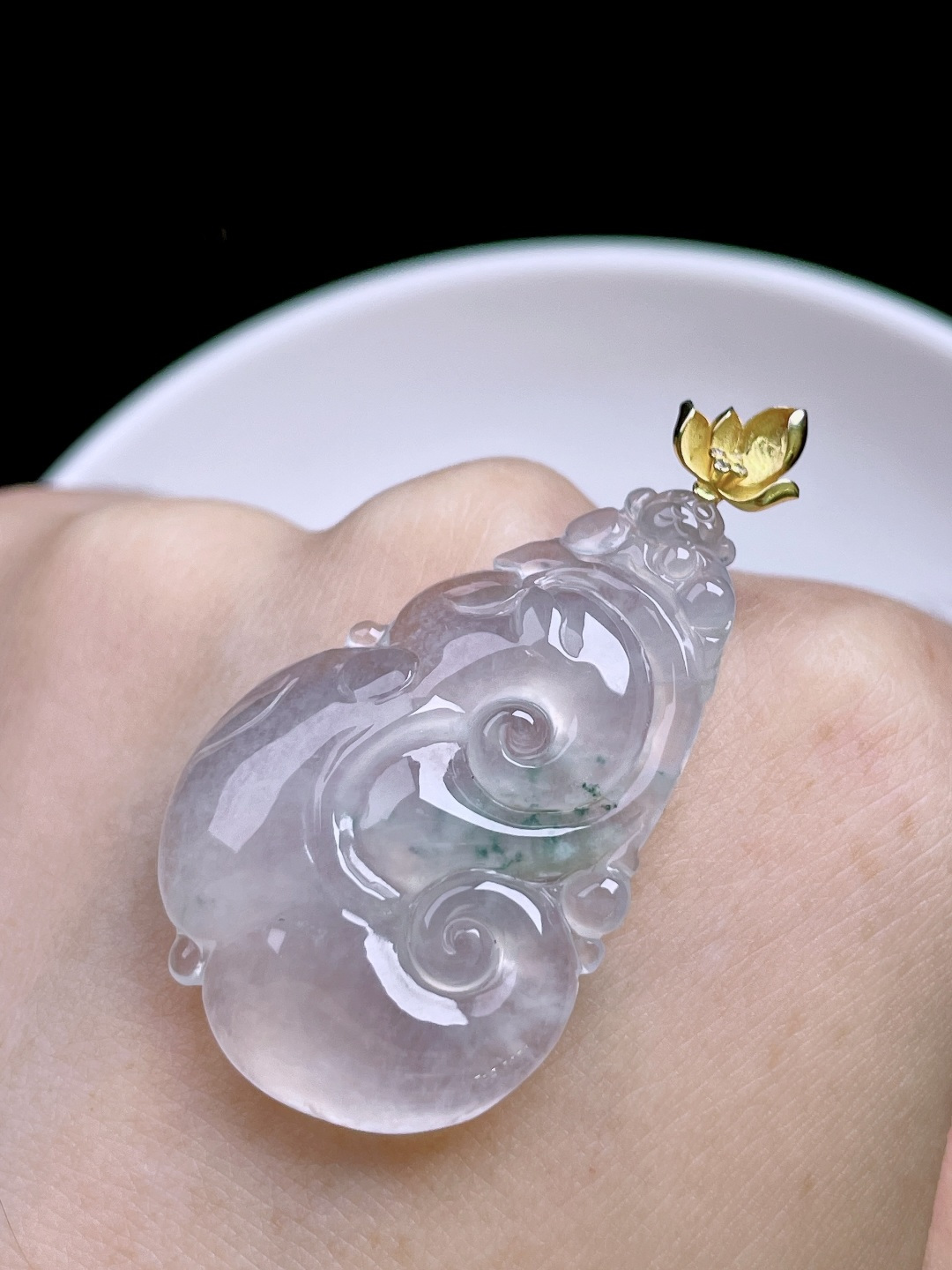️ 冰种飘花如意，缅甸，无裂，油润起光，18k金镶嵌 整体：43 裸石：36.4/23.5/4.9