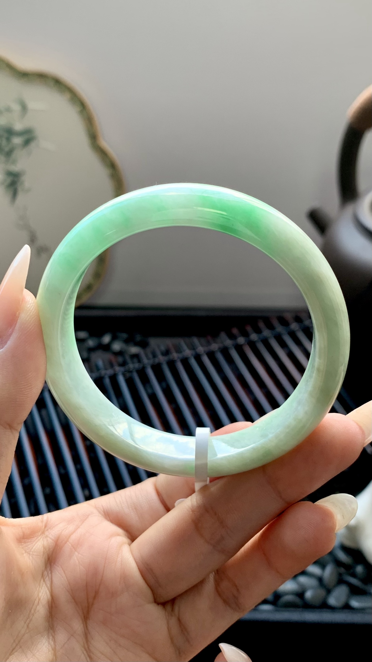 飘绿花正圈手镯成品 B0904-228 尺寸：54-12-8
