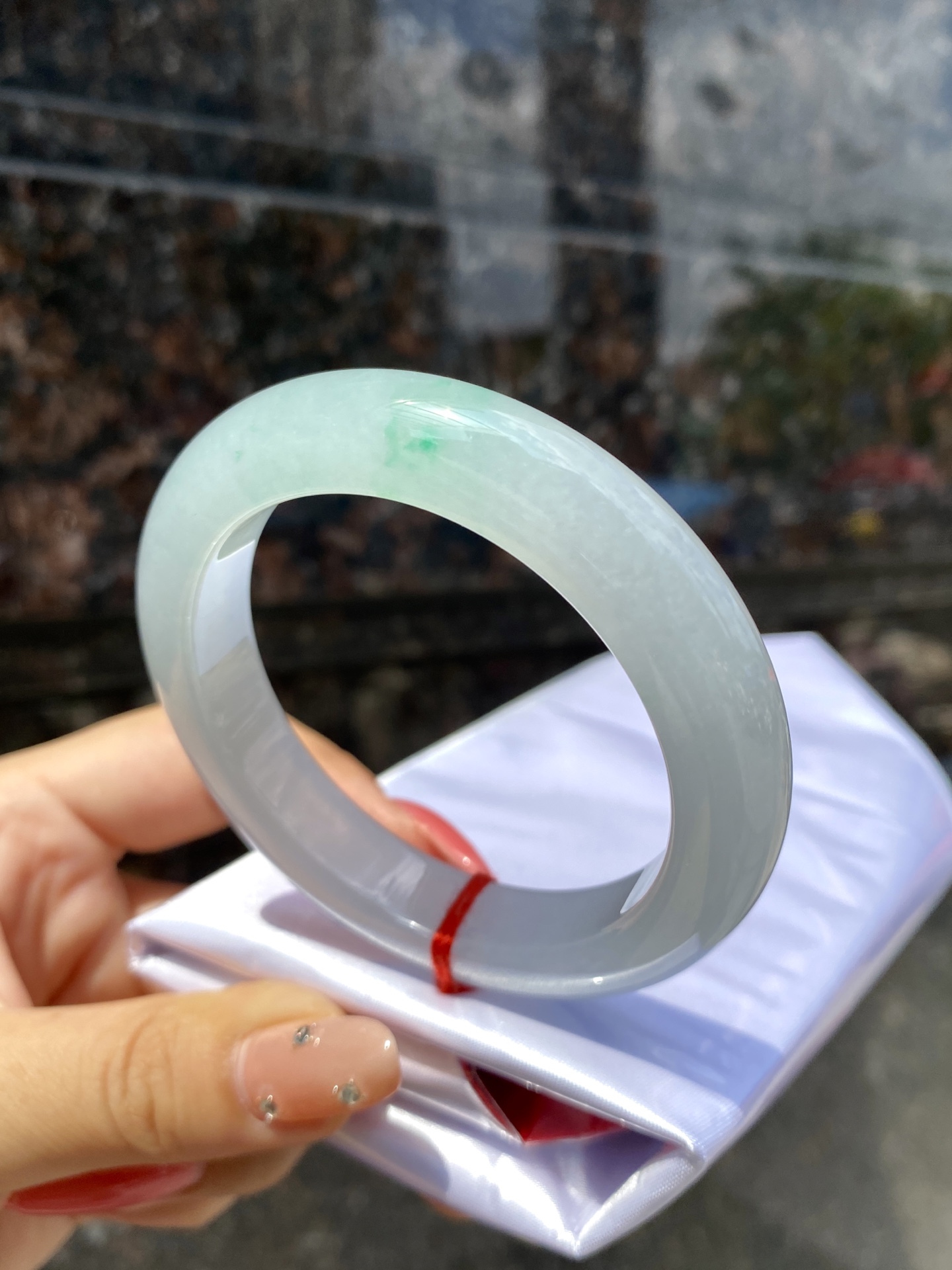飘绿正圈手镯 尺寸：55.7-12.2-10.0 0CSL260928