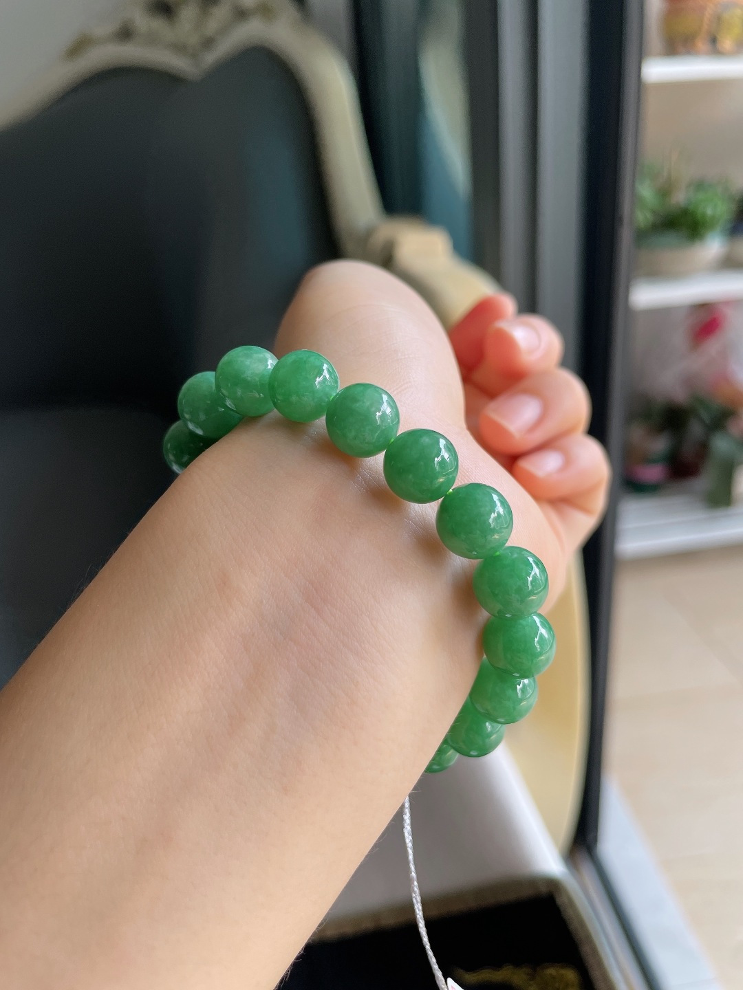 ️，缅甸天然翡翠A货，冰满绿手串，尺寸：10mm。【编4734】