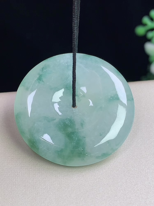 飘花平安扣，无裂，尺寸27.1*5.3mm，j28zg9