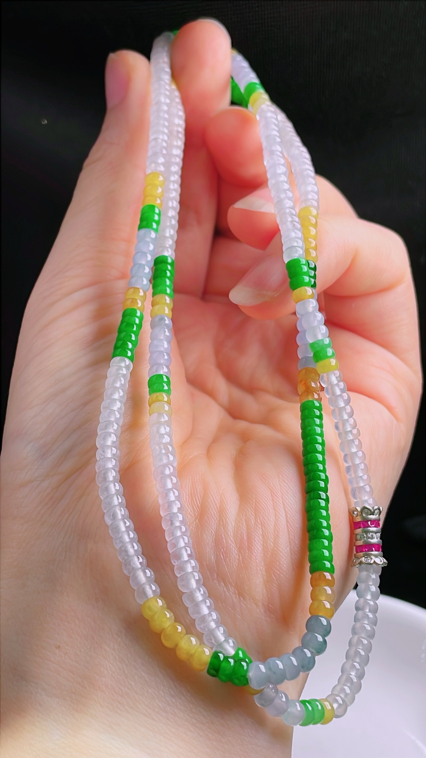 ️冰绿项链珠串，老种起光，细底通透，尺寸：3.8mm0928
