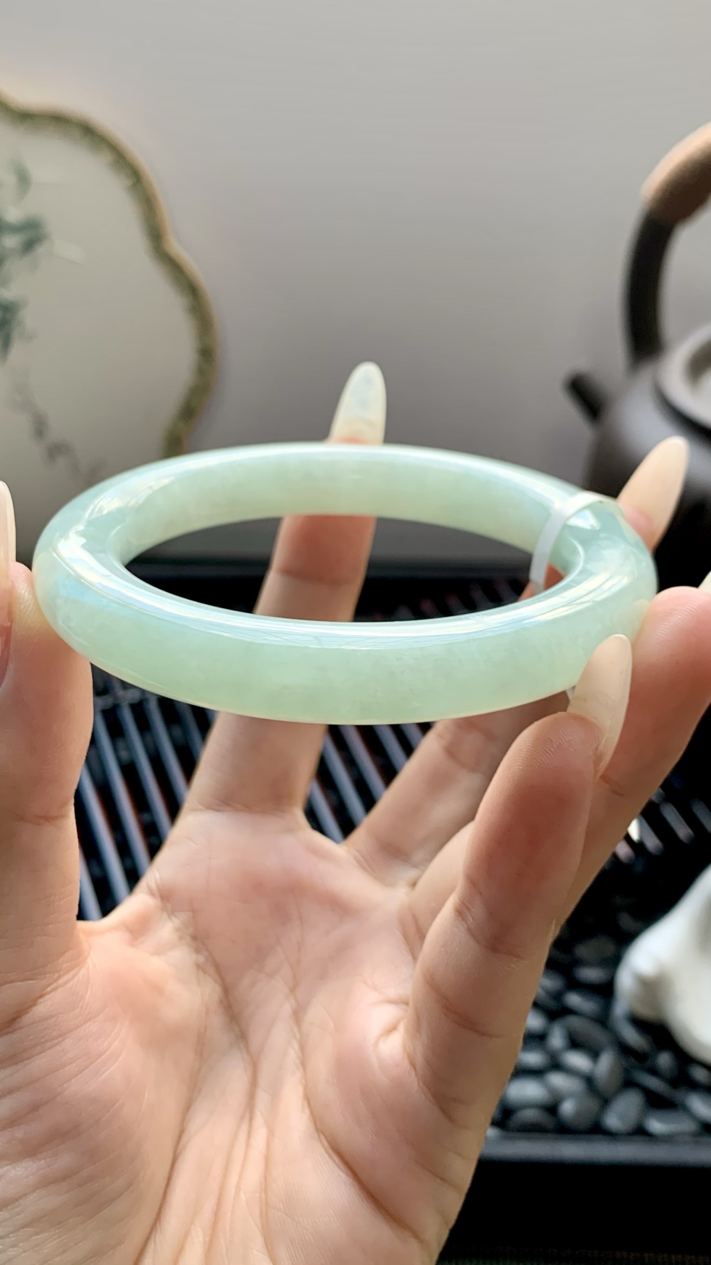 晴绿葡萄肉圆条手镯成品 HYY-7464 尺寸：55.5-10-10.5
