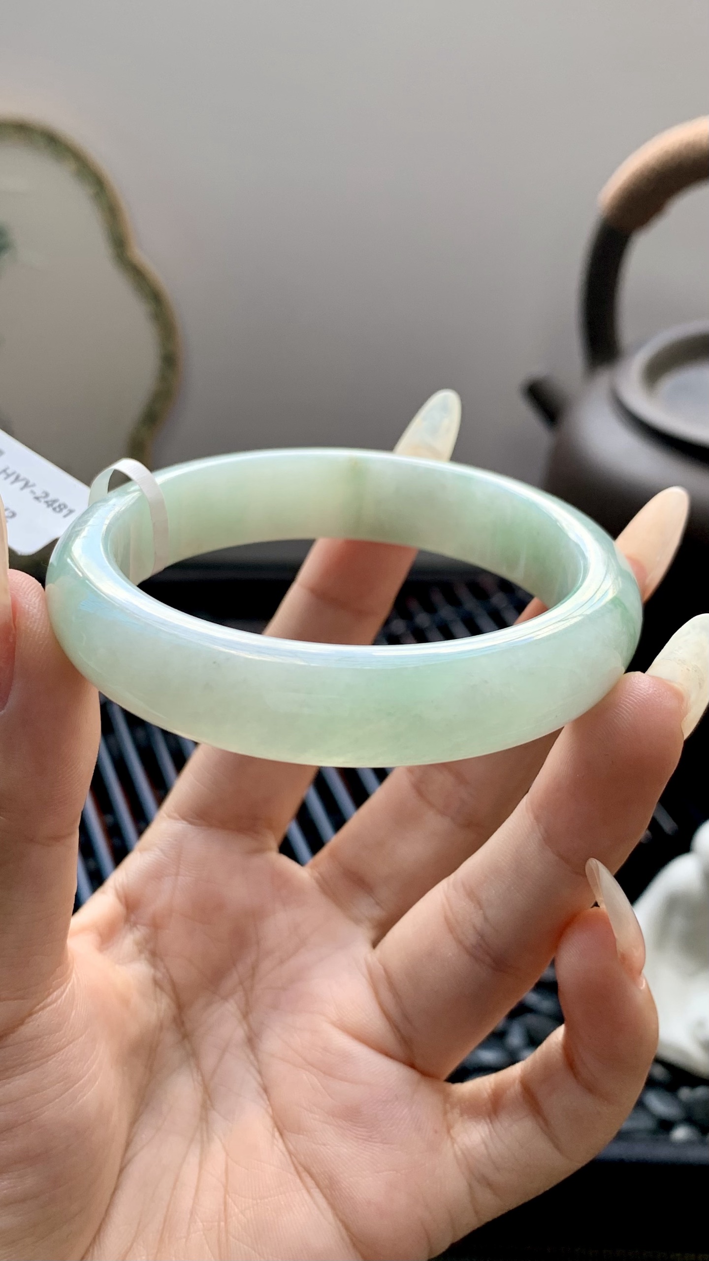 飘花正圈手镯成品 HYY-2481 尺寸：53.5-12.5-8