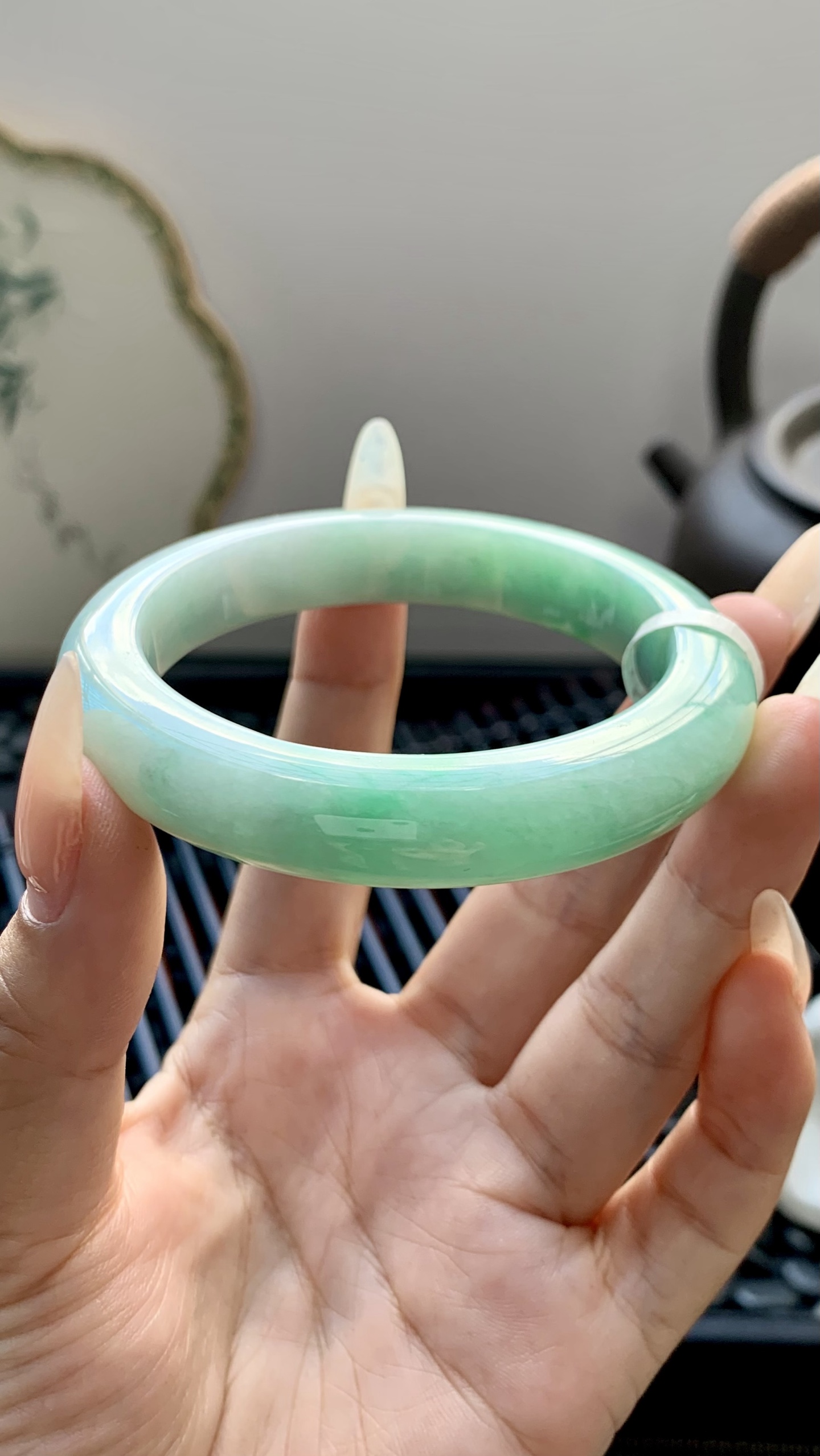 飘绿花正圈手镯成品 A626-25 尺寸：54-11.5-9，A626-25