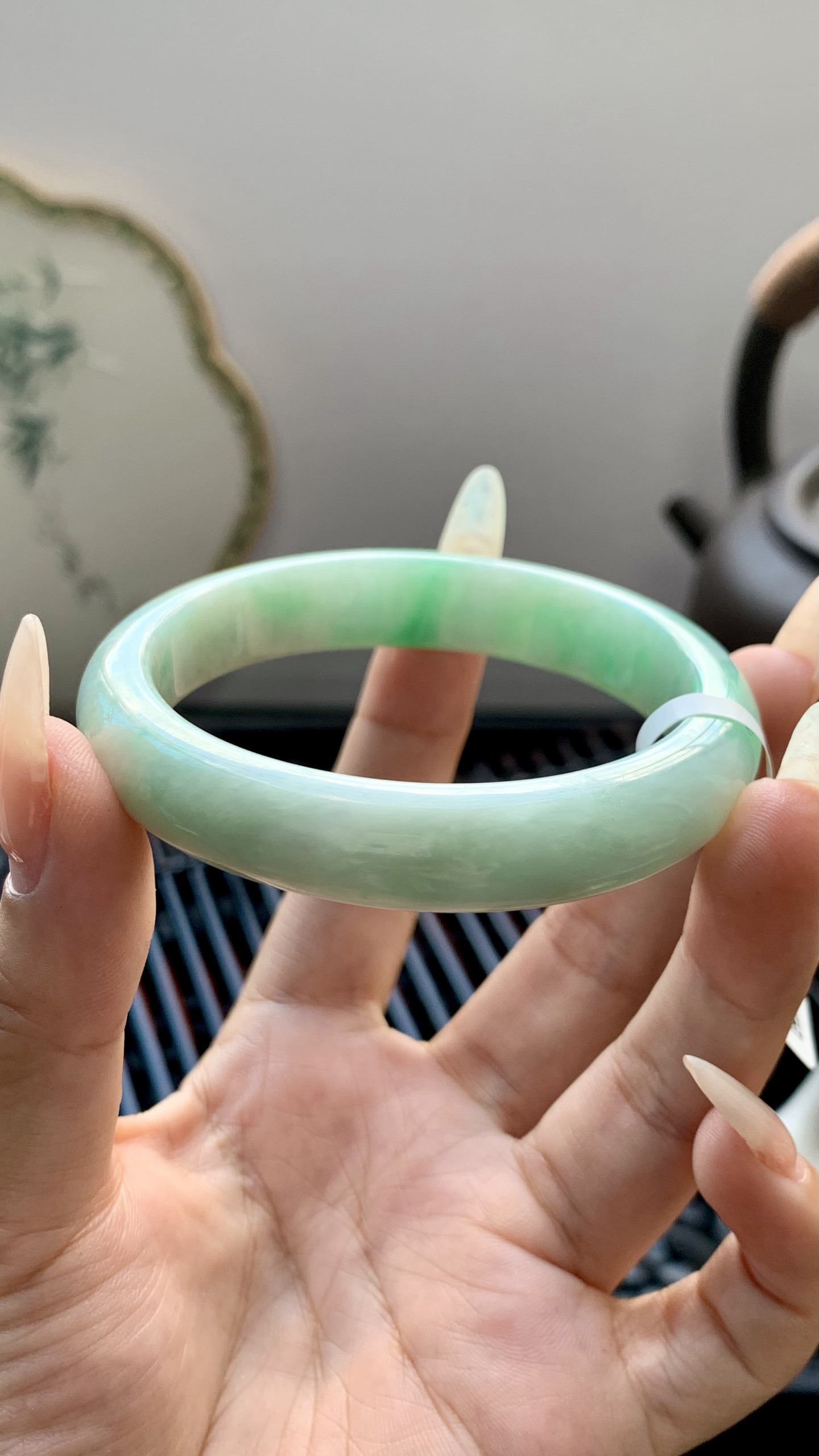 飘绿花正圈手镯成品 B0904-228 尺寸：54-12-8