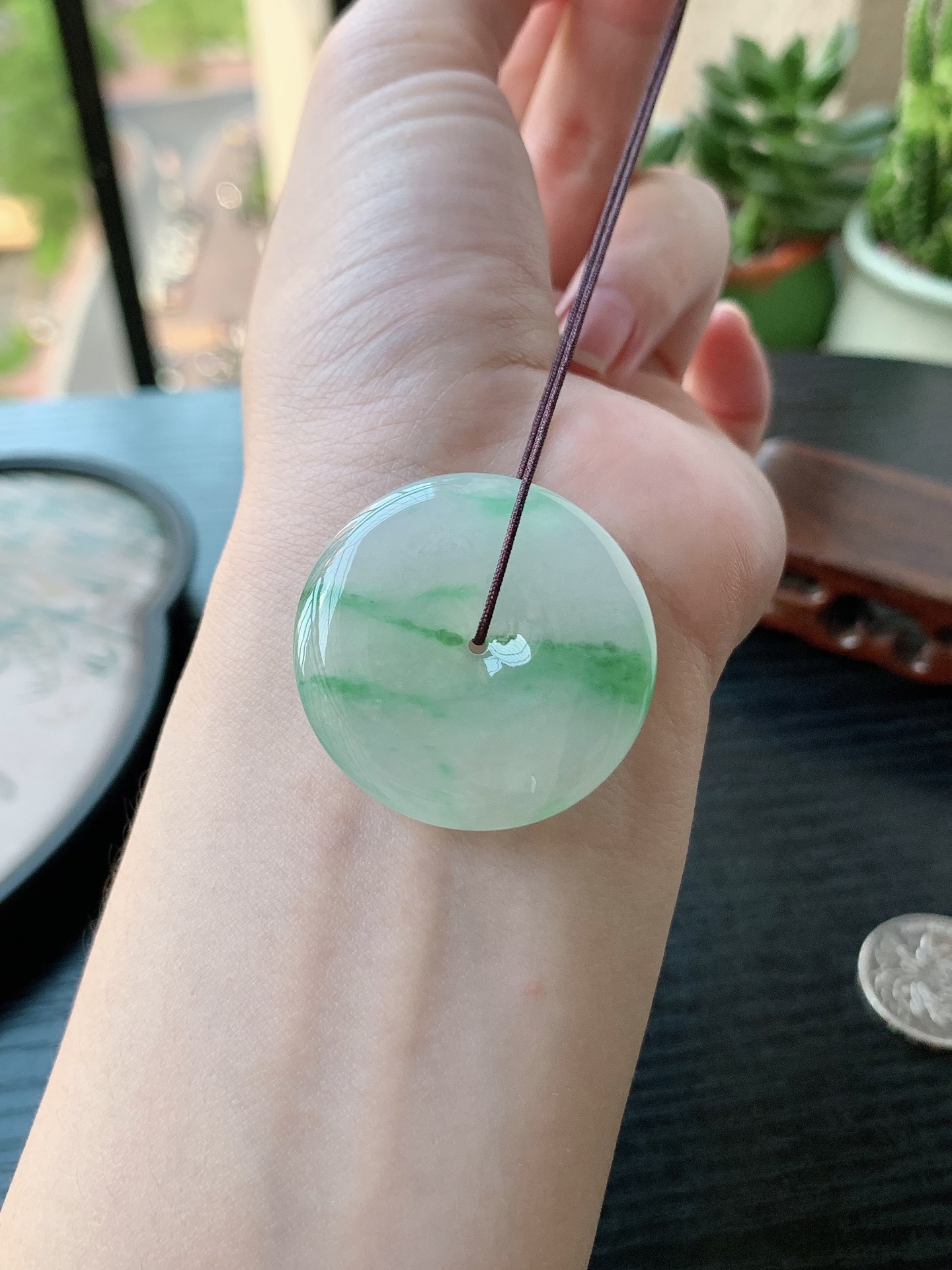老坑冰种胶感飘阳绿平安扣吊坠 裸石尺寸:33.5-6.3mm