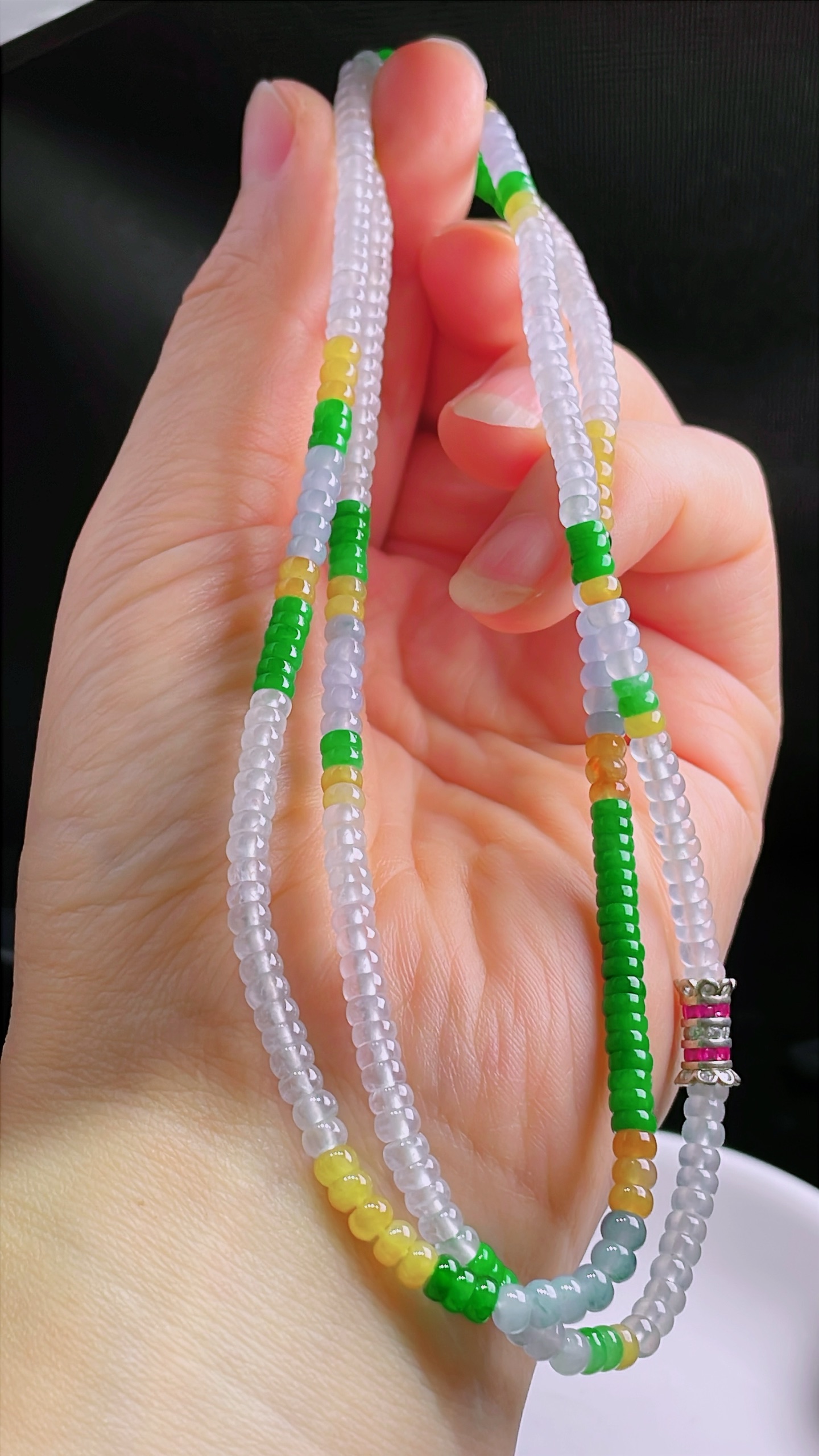 ️冰绿项链珠串，老种起光，细底通透，尺寸：3.8mm0928