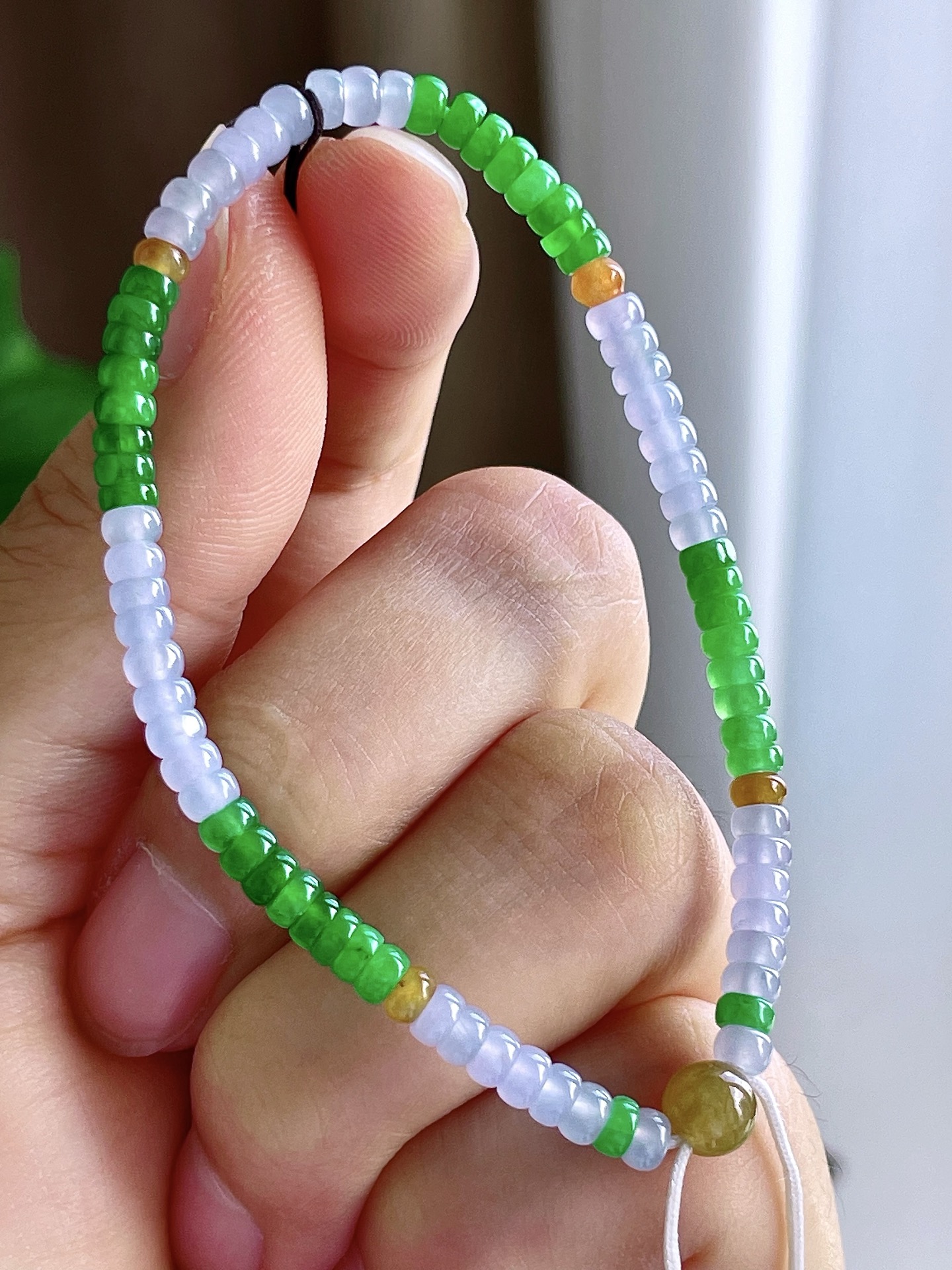 【珠子】冰多宝手串算盘珠珠子手串 【说明】缅甸 性比高 【尺寸】3.8-2.3mm 【重量】6.3