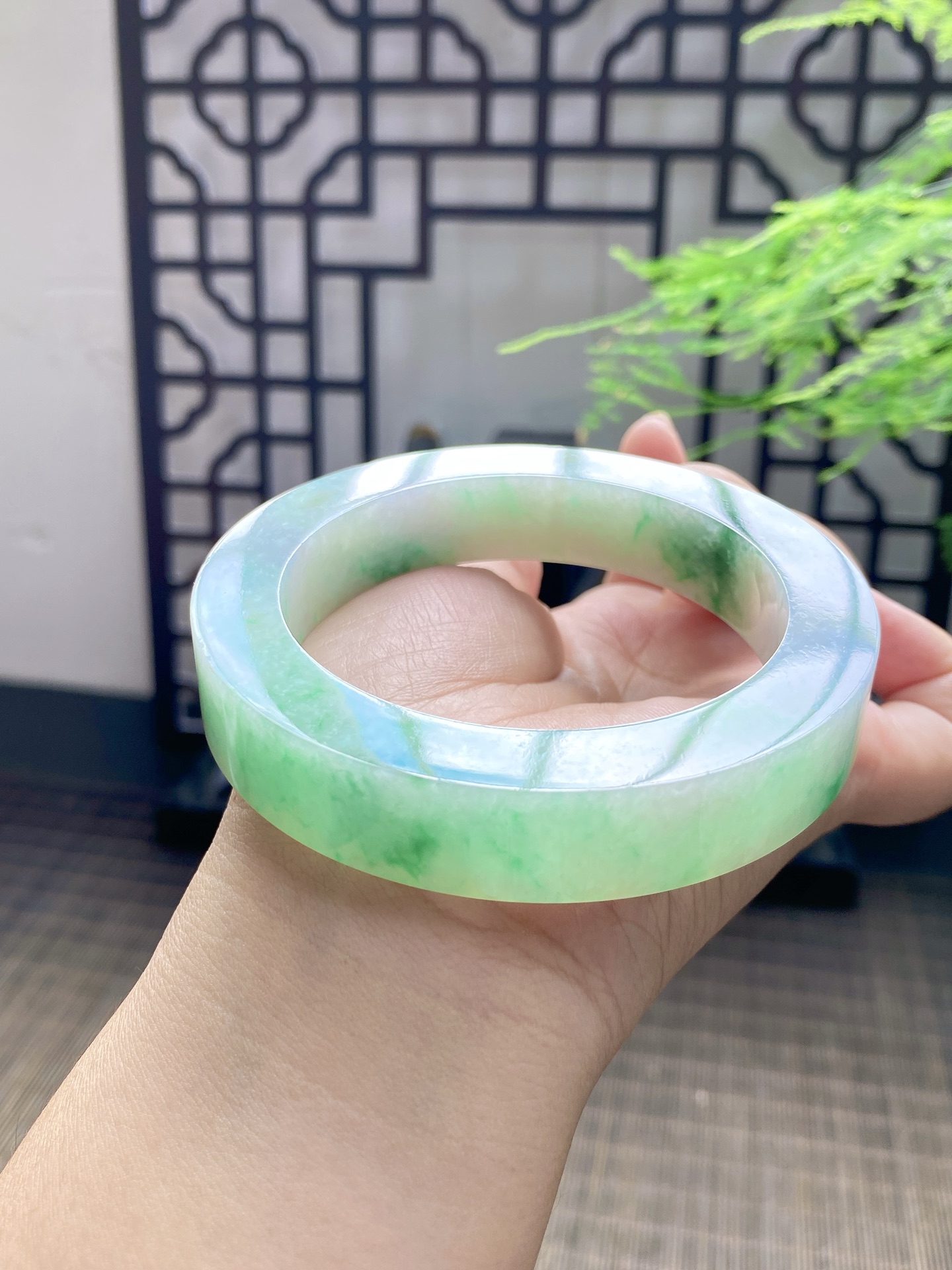 飘绿花手镯胚尺寸60-81-14编号JF1108-3