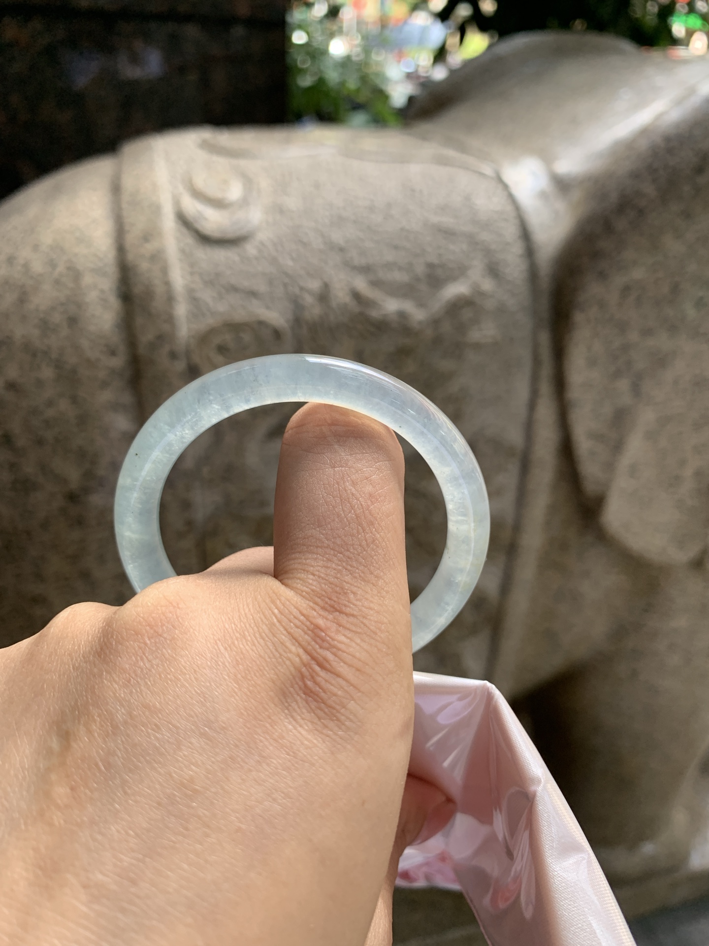 冰蓝圆条 50.5-7-7.3 0928-N1687 打灯纹裂，有矿点
