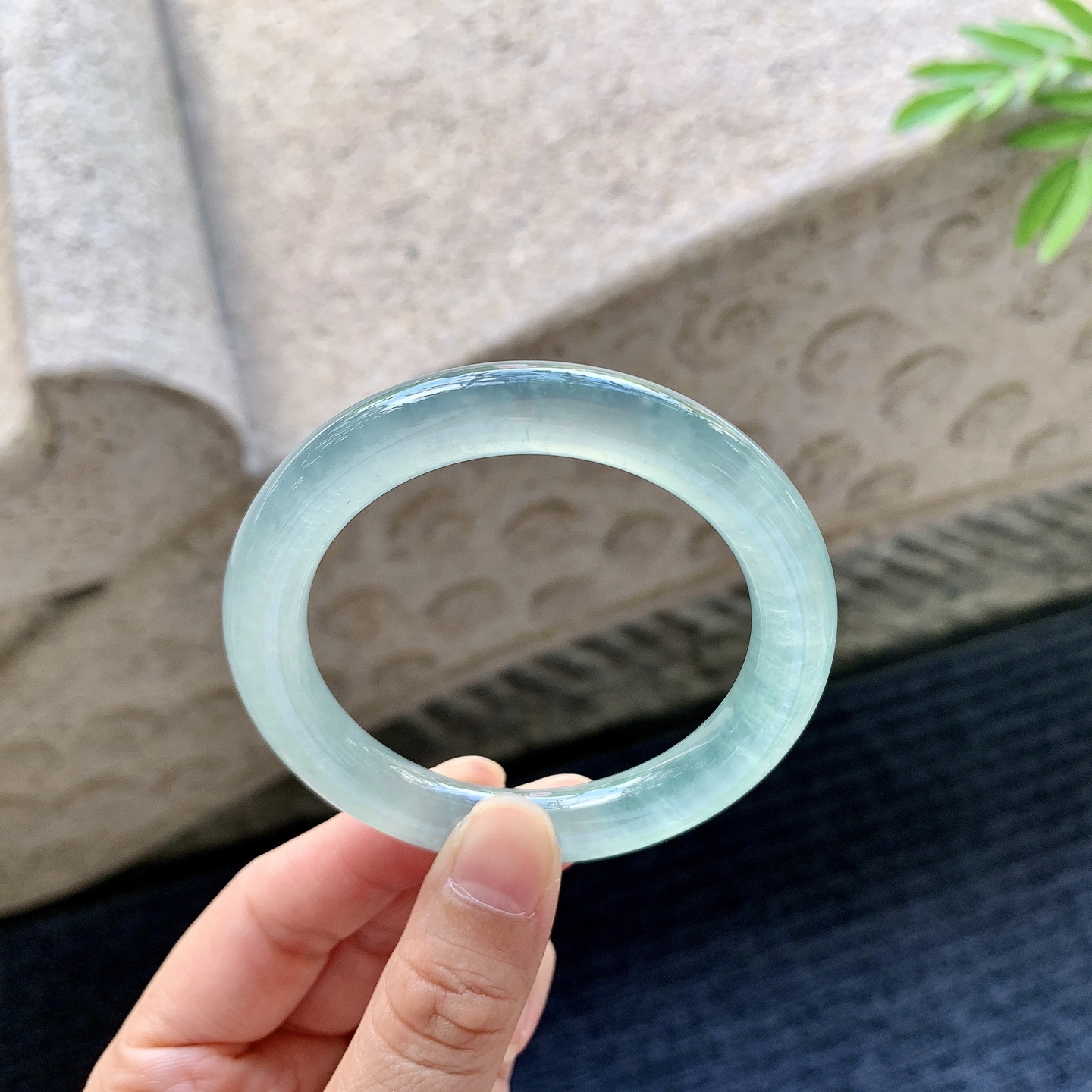 圆条50 51 圈口51.4/9.3/9.3 编码GJ092932 冰晴绿，清透，水润，种老，细腻，无裂