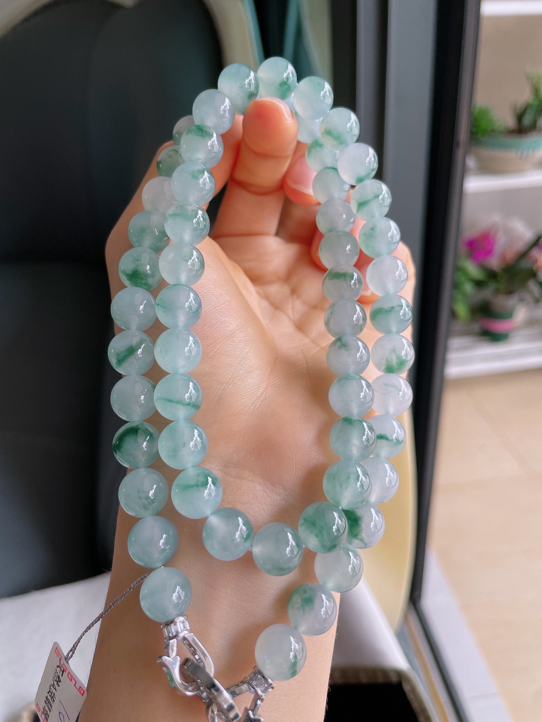 缅甸天然翡翠A货，冰飘花项链，尺寸：10mm56颗。【编4188】