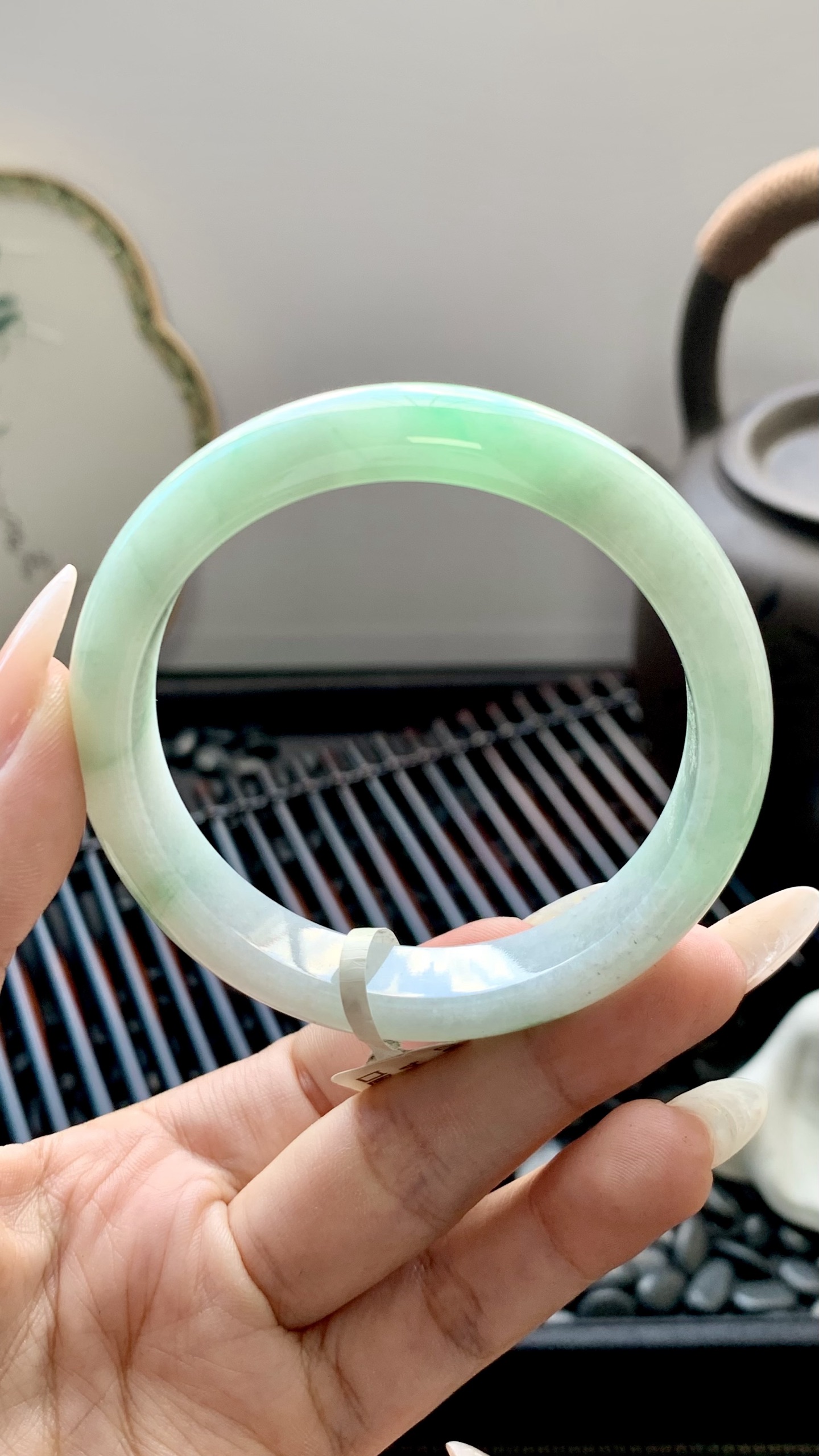 飘绿花正圈手镯成品 HYY-5082 尺寸：54-11.5-8