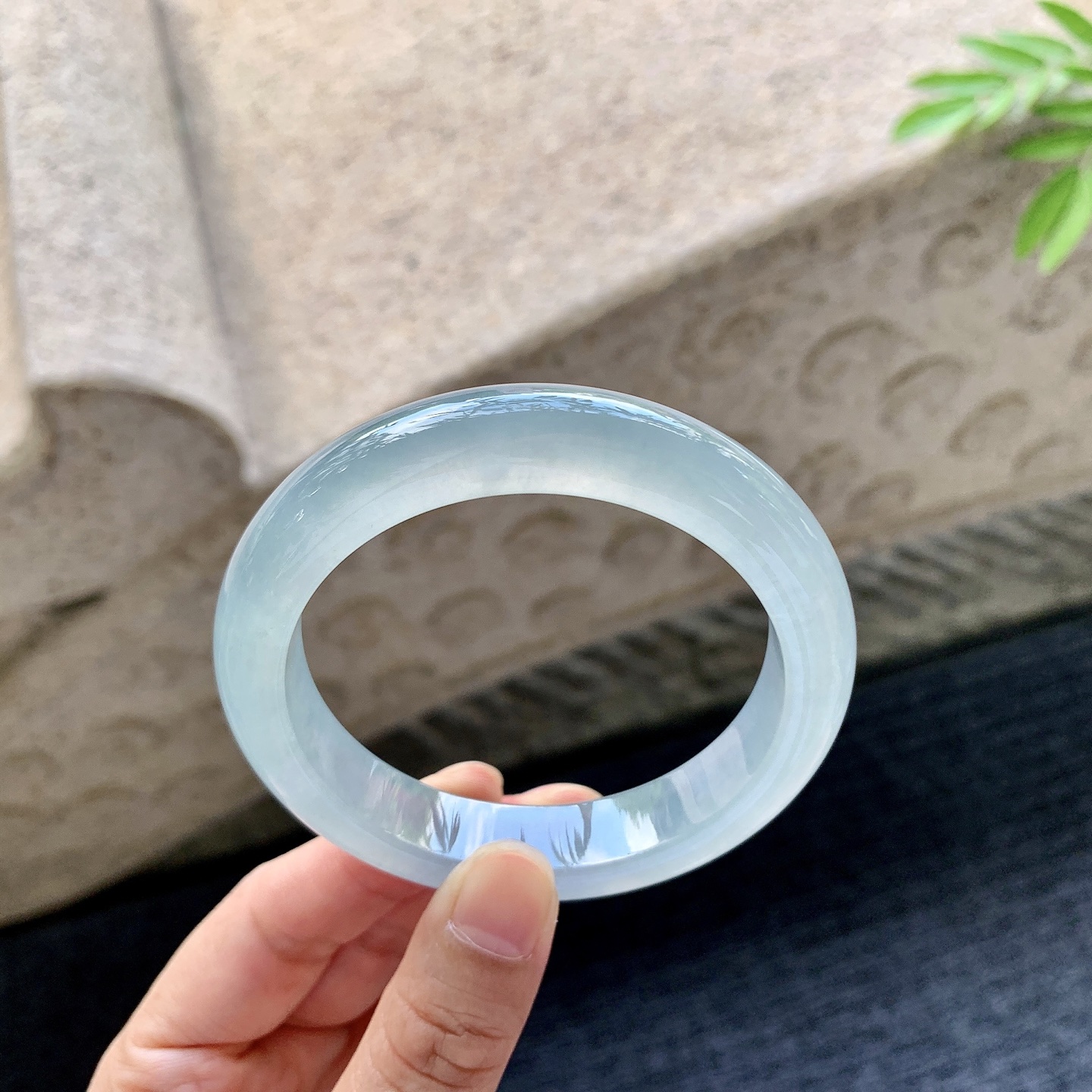 正圈55 56 圈口56/12.3/8.8 编码GJ092939 冰晴底，清透，水润，种老，细腻，无裂