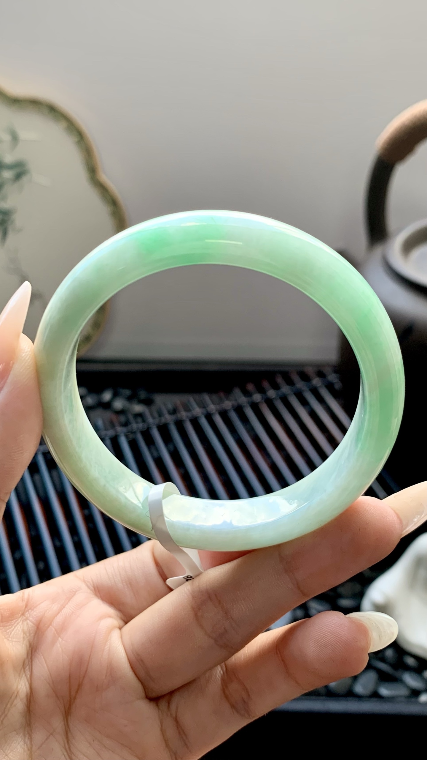 飘绿花正圈手镯成品 B0904-228 尺寸：54-12-8