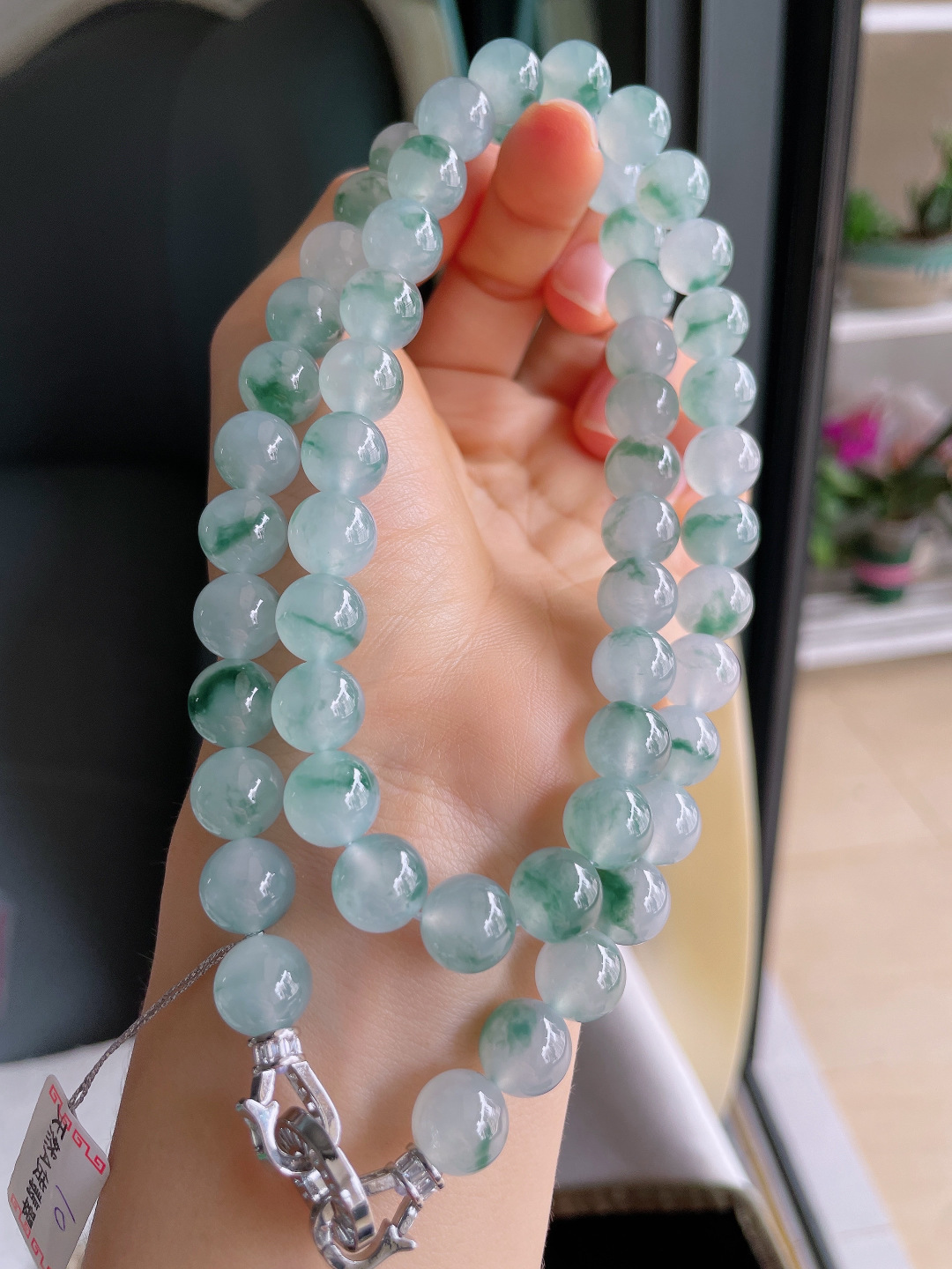 缅甸天然翡翠A货，冰飘花项链，尺寸：10mm56颗。【编4188】