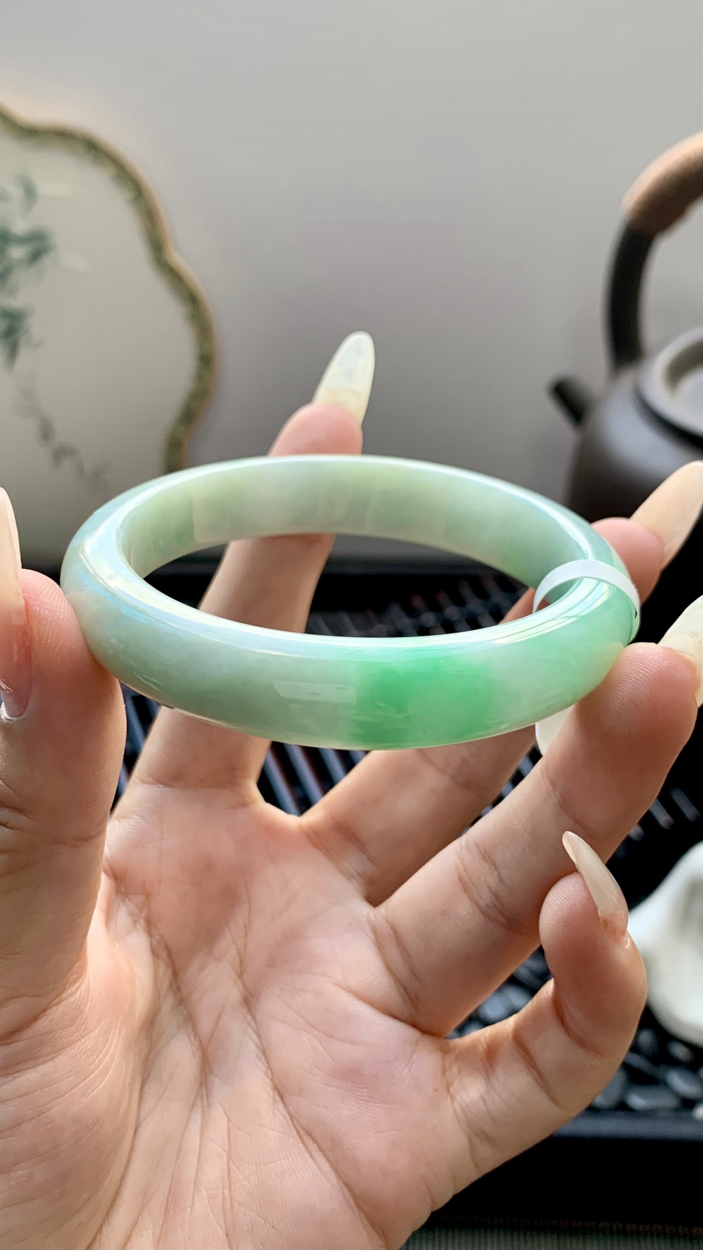 飘绿花正圈手镯成品 B0904-228 尺寸：54-12-8