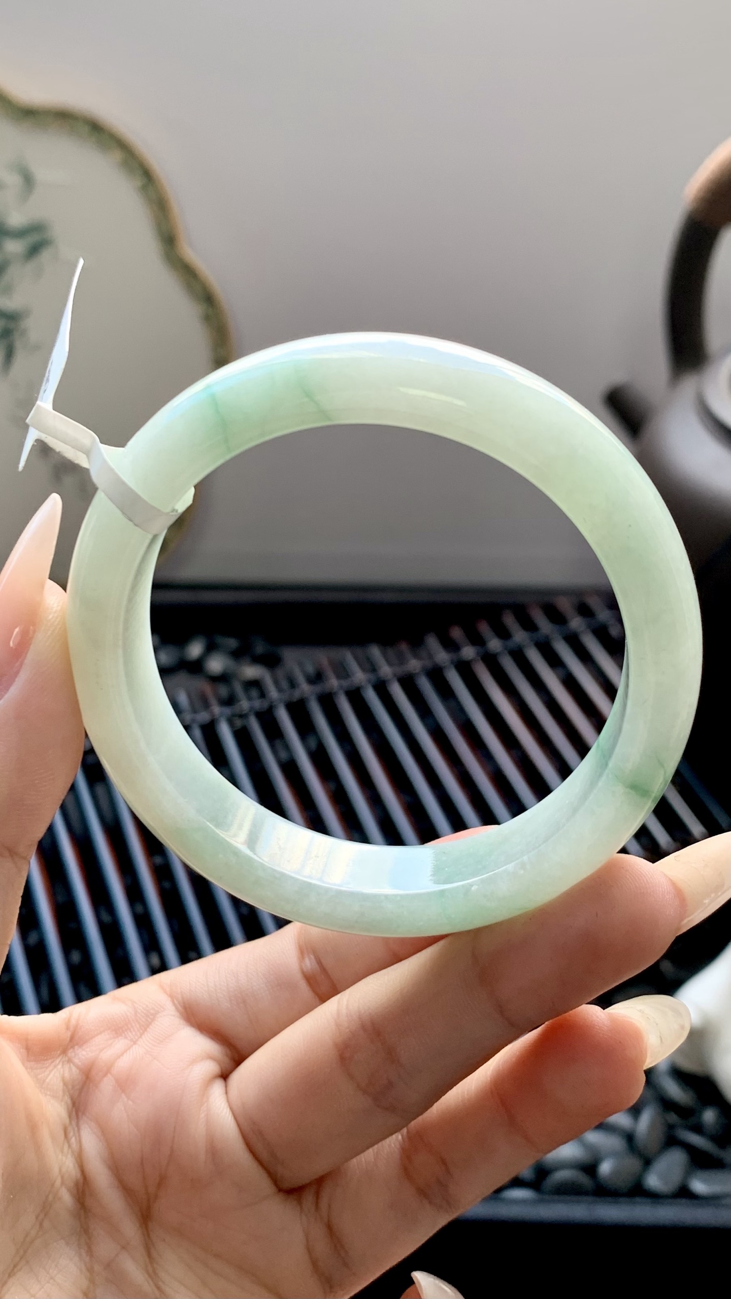 飘花正圈手镯成品 HYY-2481 尺寸：53.5-12.5-8