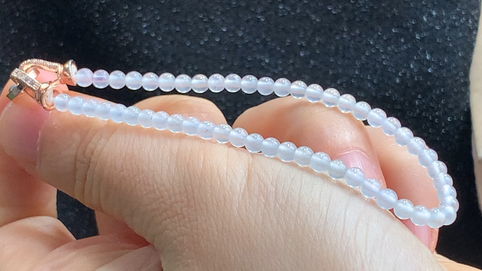 ️ 小米珠白冰手串，尺寸取一3.3mm，包A附证书