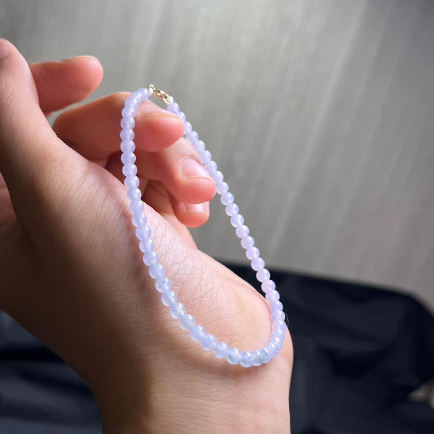 ️ 紫色飘花手串，卡3.5mm，53颗