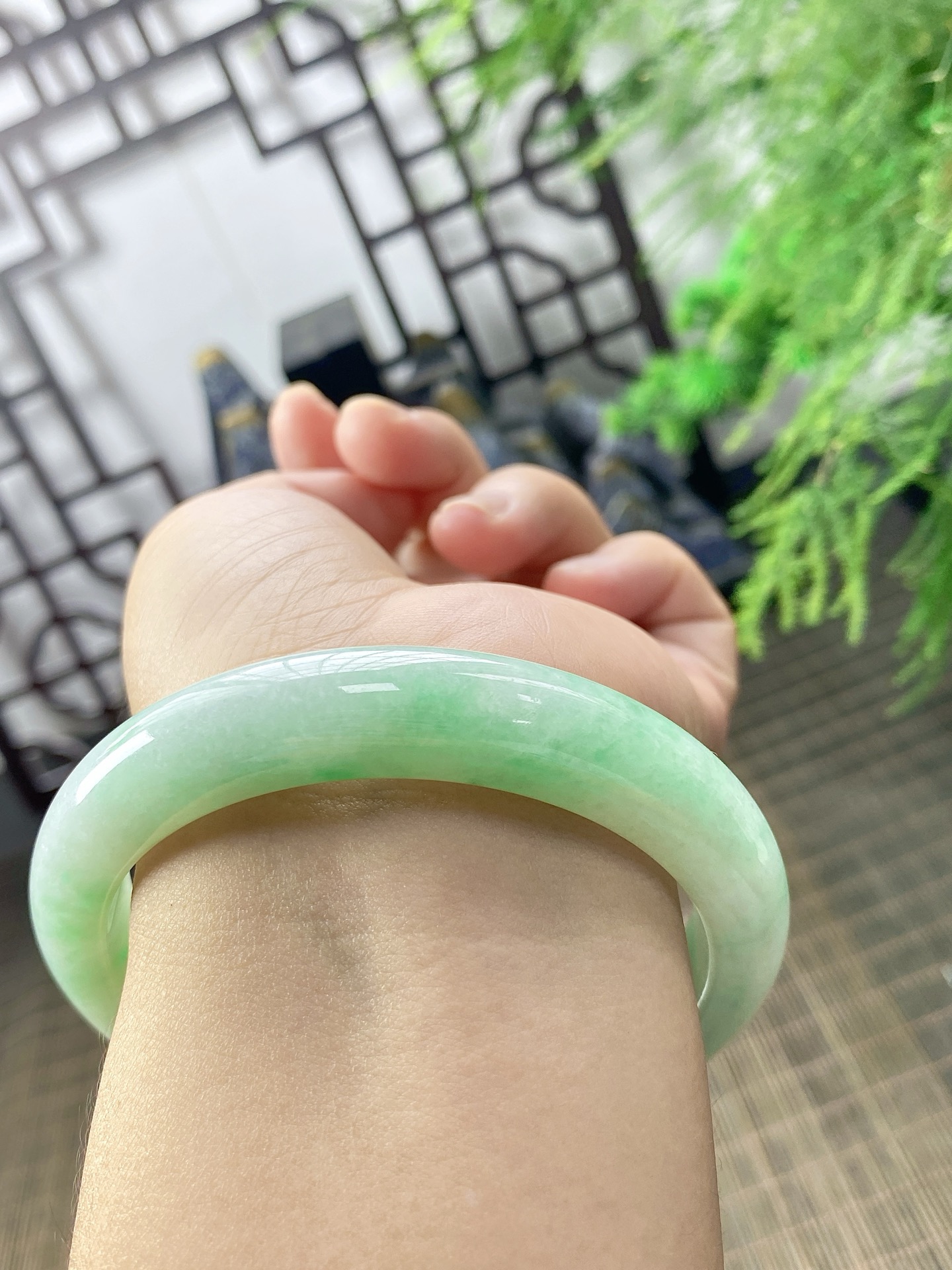 果绿底手镯饼 尺寸80-13 编号JF1102-5