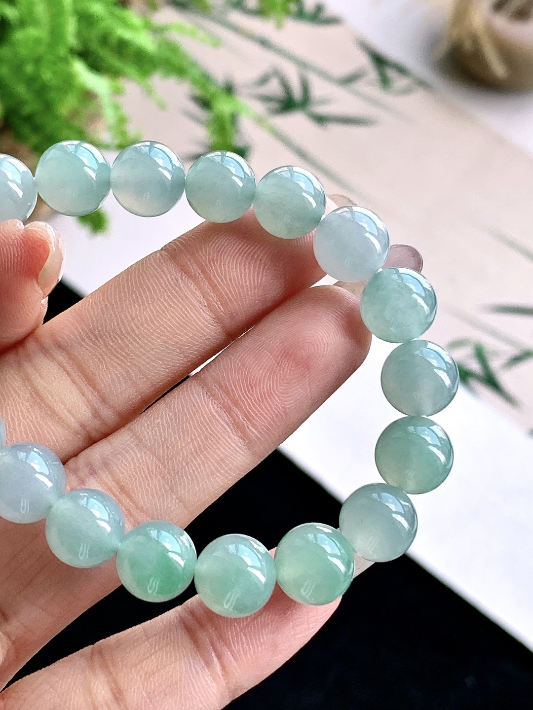 【珠子】️冰晴水手串圆珠子手串 【说明】缅甸 性比高 【尺寸】9.9mm 【重量】32克