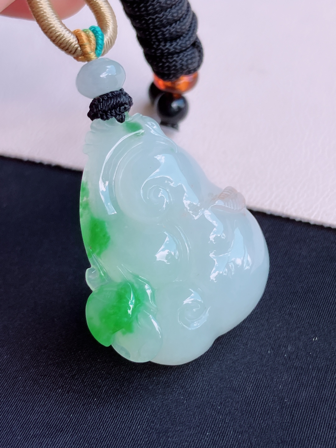 ️，冰飘绿如意，晶莹剔透，花色清爽，尺寸35.6/28/9.3/自然光实拍