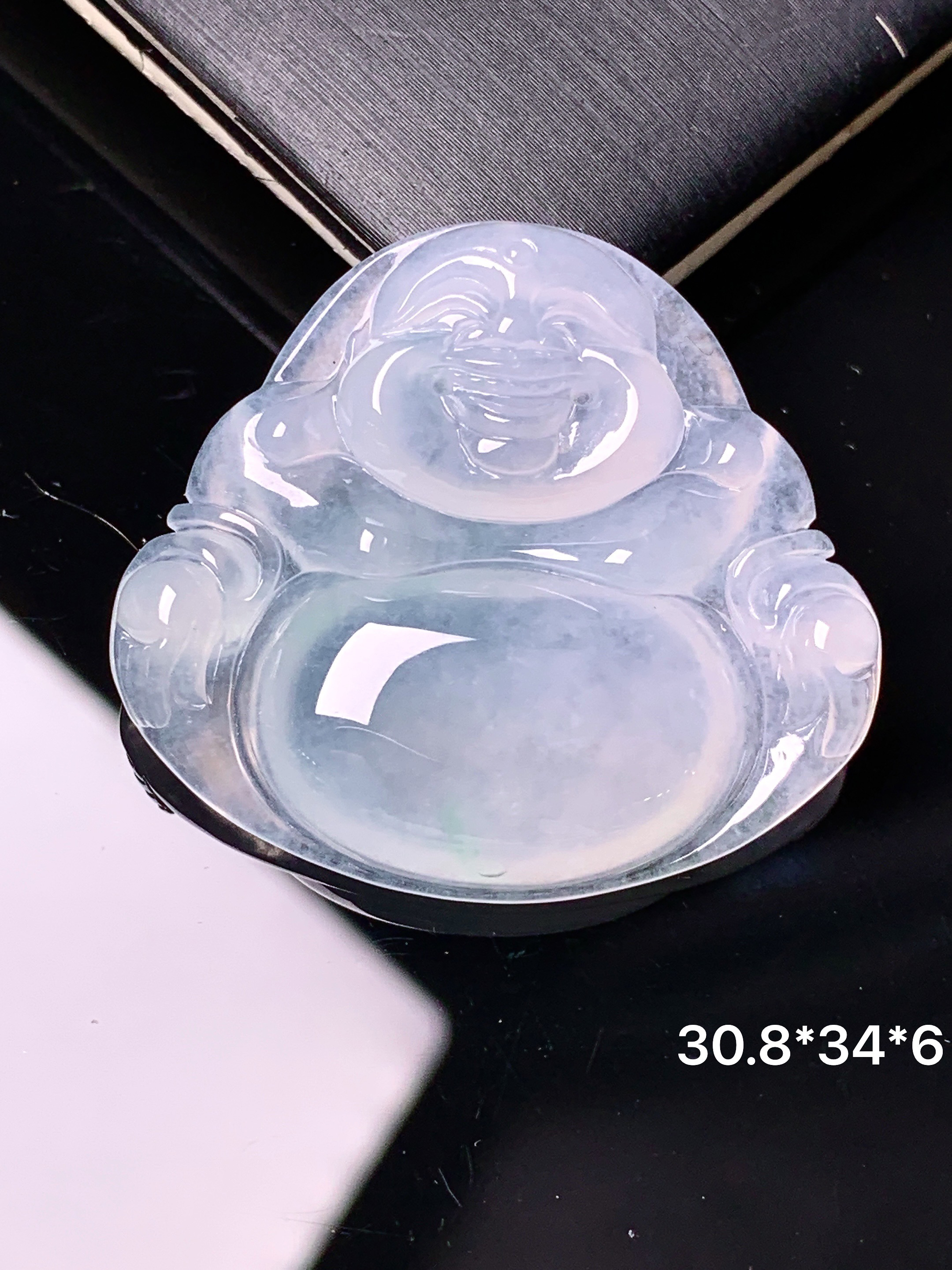冰种佛公吊坠 玉质细腻 色泽艳丽清新 水润亮眼 整体尺寸30.8*34*6 d1