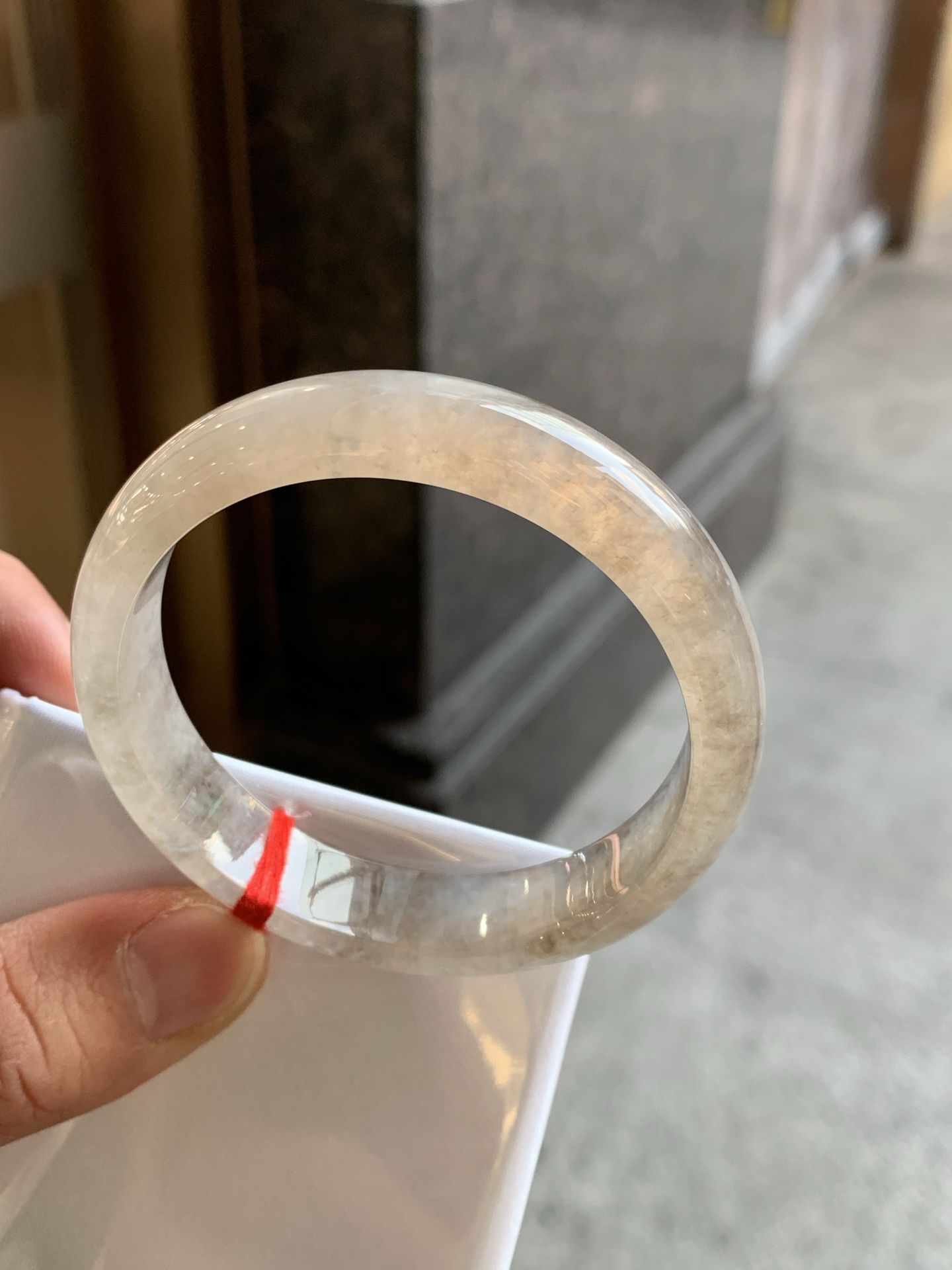 56.2-13-6.5 冰茶色正圈 特色镯，近期市场比较火的网红料 冰透底带点咖啡色 0929-N294-1